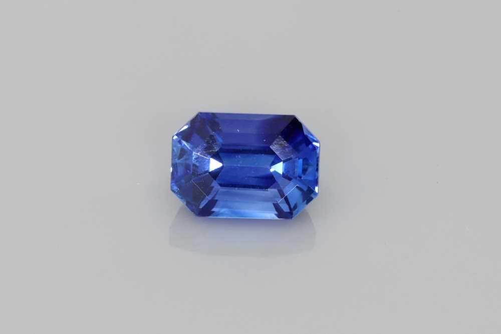 Szafir 1,44 ct, niebieski, szlif szmaragdowy