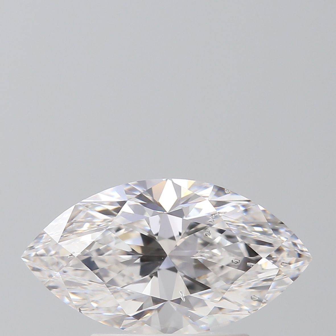 Prírodný diamant markíz,...