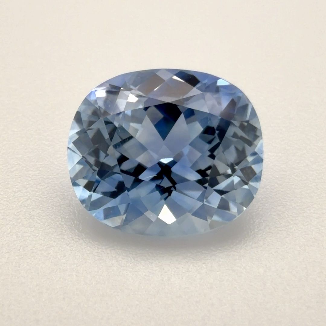 Szafir 2,04 ct, niebieski, szlif cushion