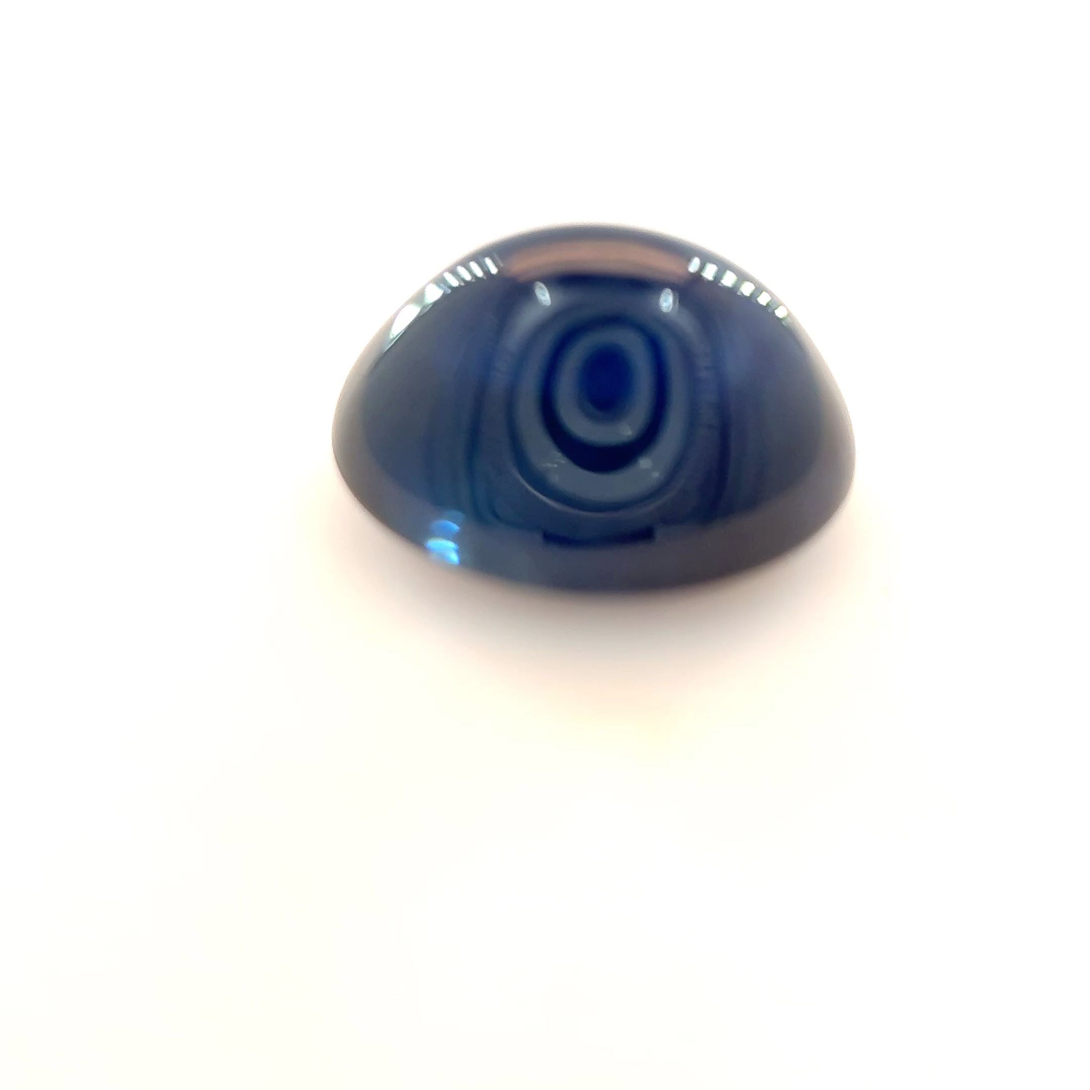 Szafir 3,82 ct, niebieski, kaboszon