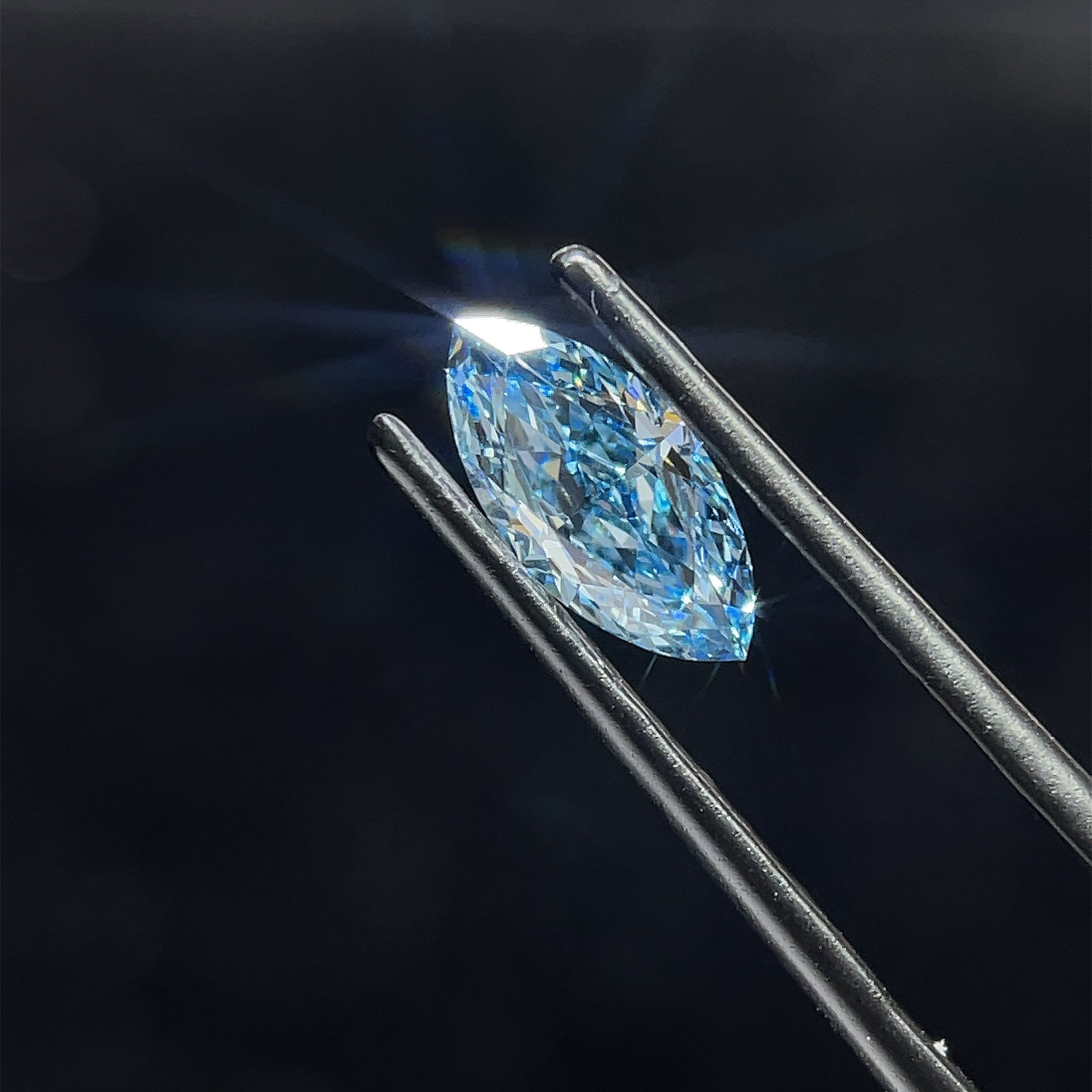 1.09 CT Fancy Vivid Blue MARQUISE