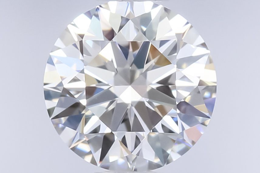 Prírodný diamant okrúhly...