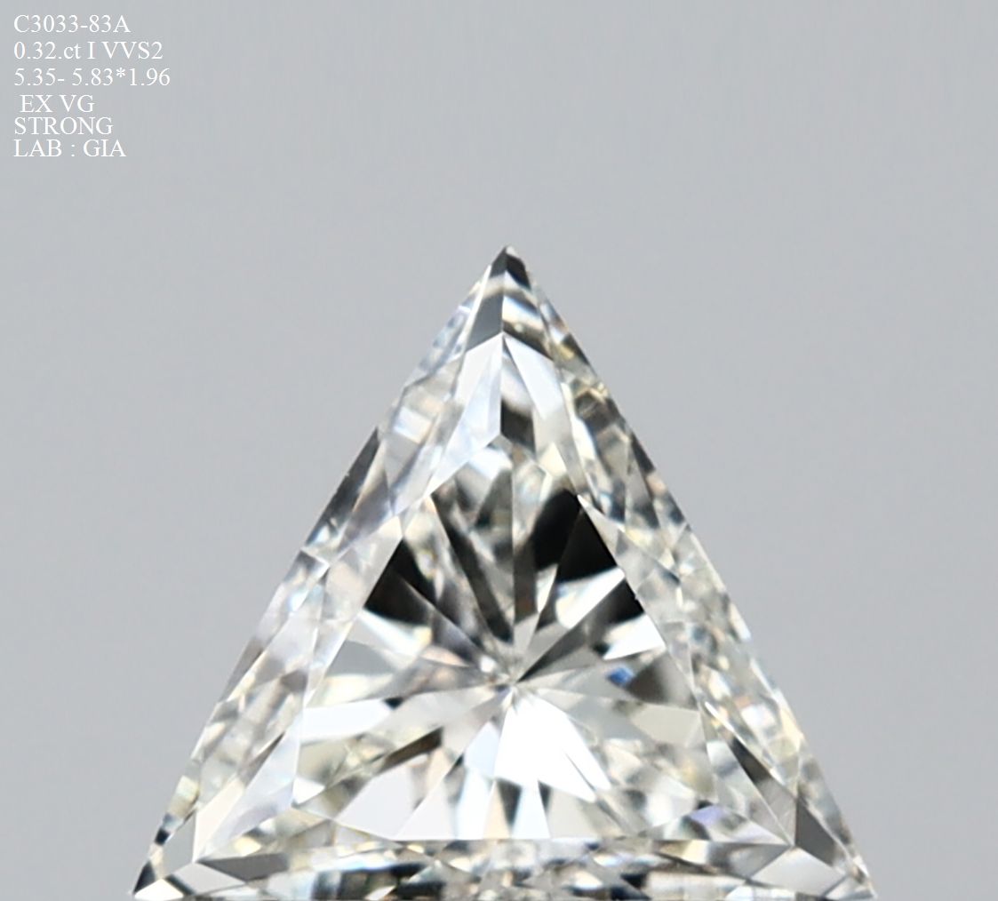 Prírodný diamant triangel,...