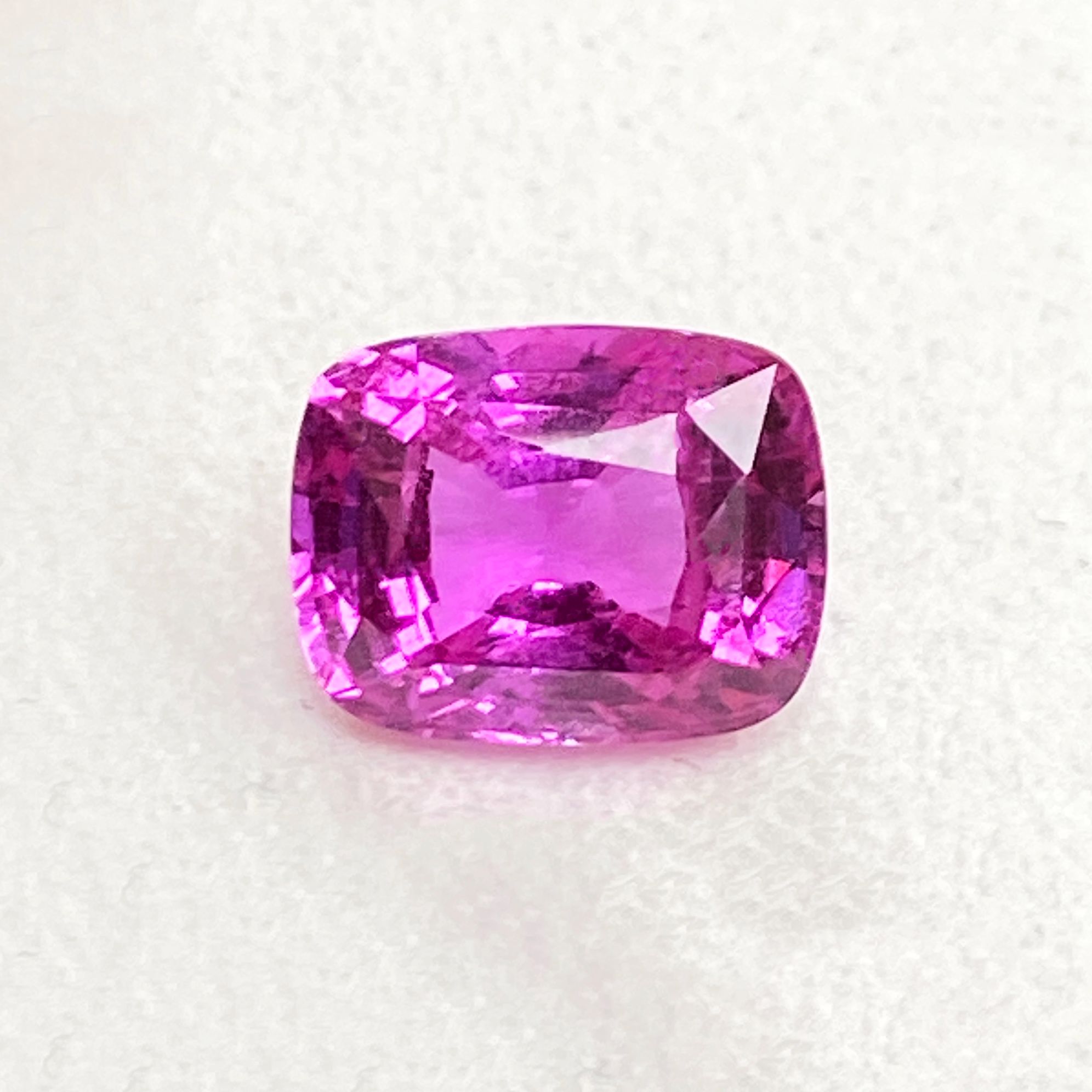 SAPPHIRE FACETED 4.05ct PINK PINK EC MADAGASCAR HEATED