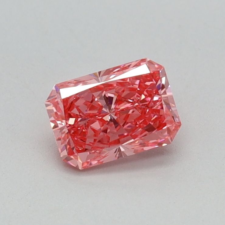 0.39 CT Fancy Vivid Pink RADIANT