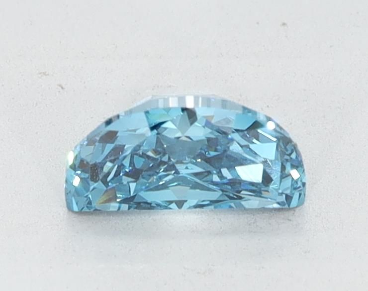 HALF MOON 0.74ct Blue VS1 – VG EX MED