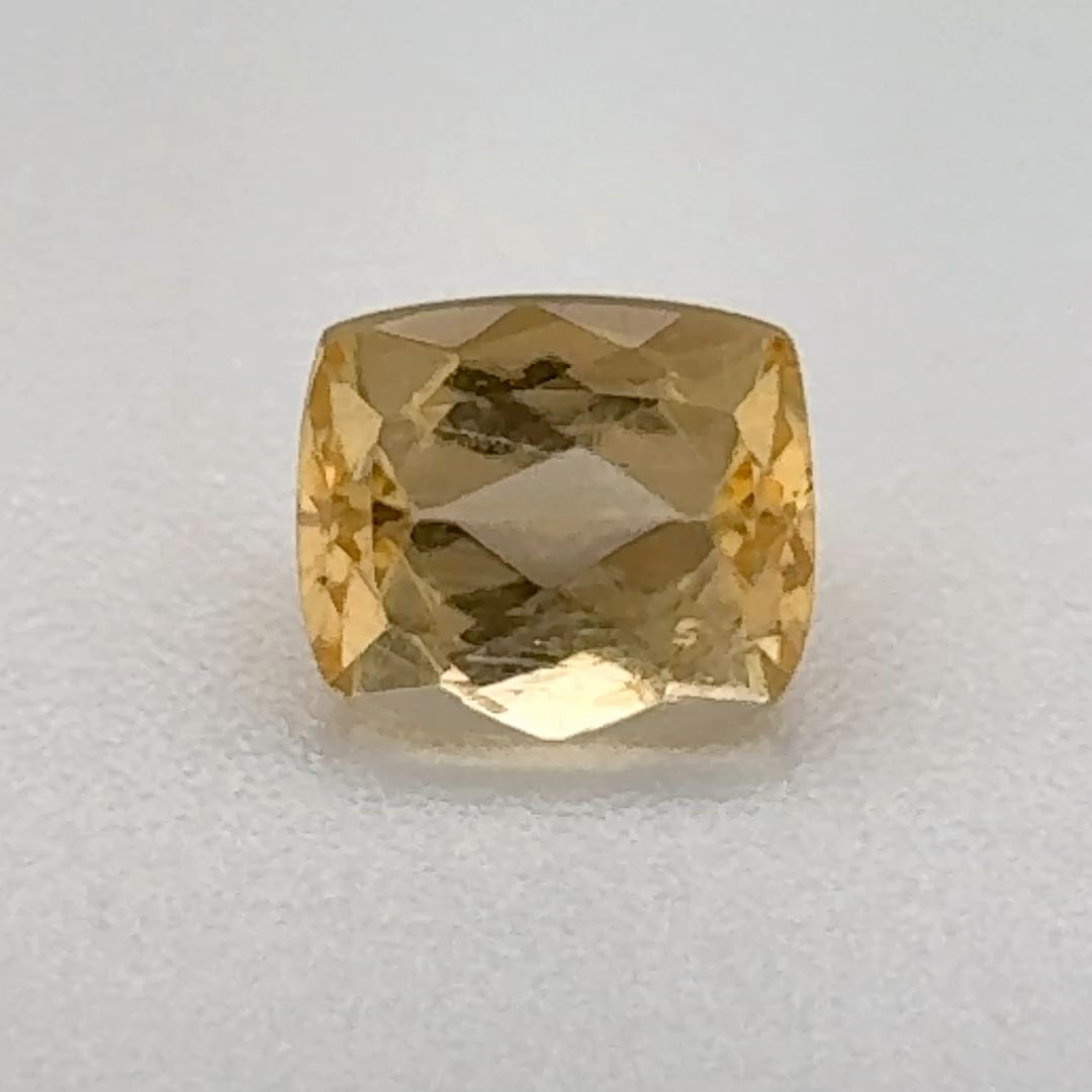 0.73 ct Topaz