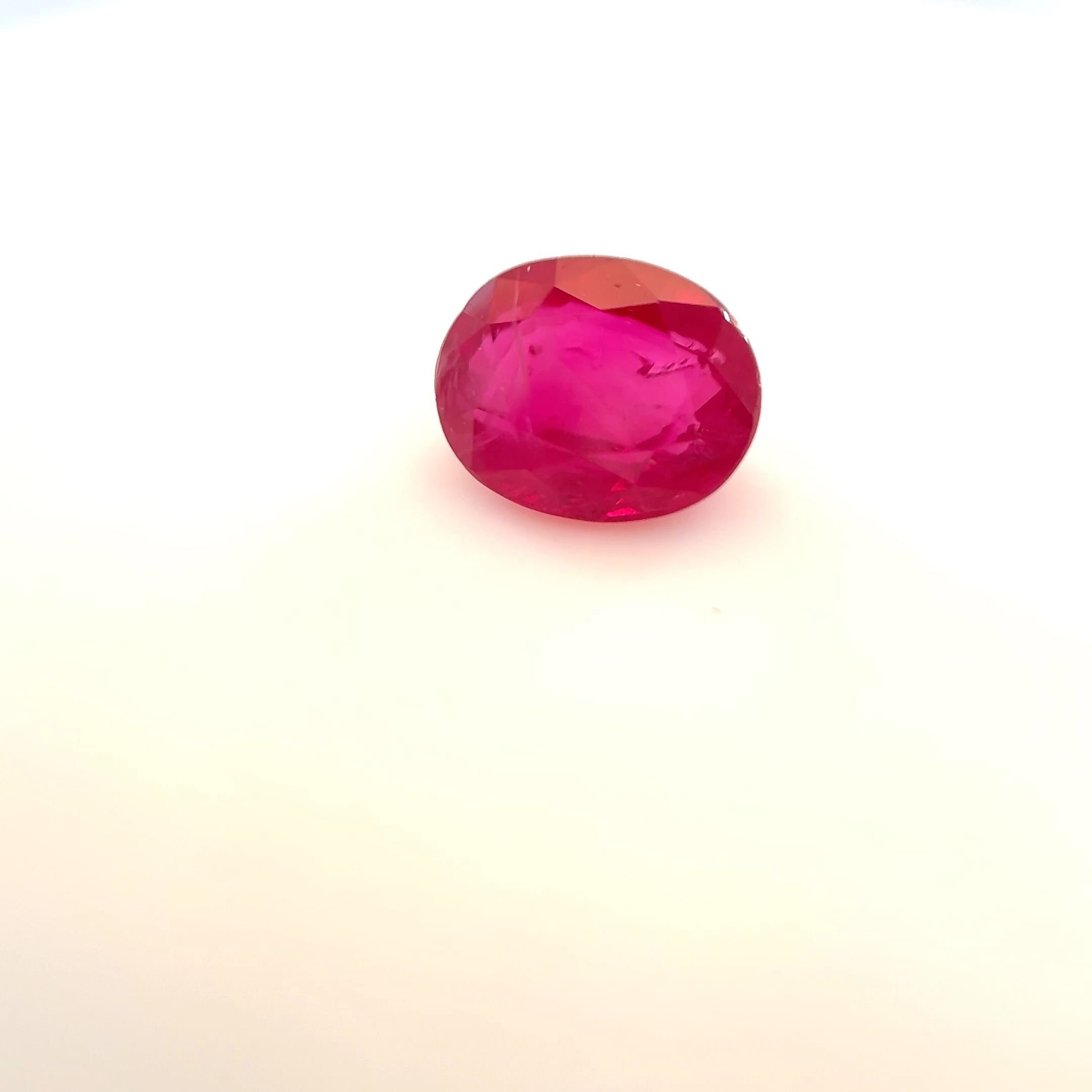 Rubin 1,07 ct, czerwony, szlif owalny