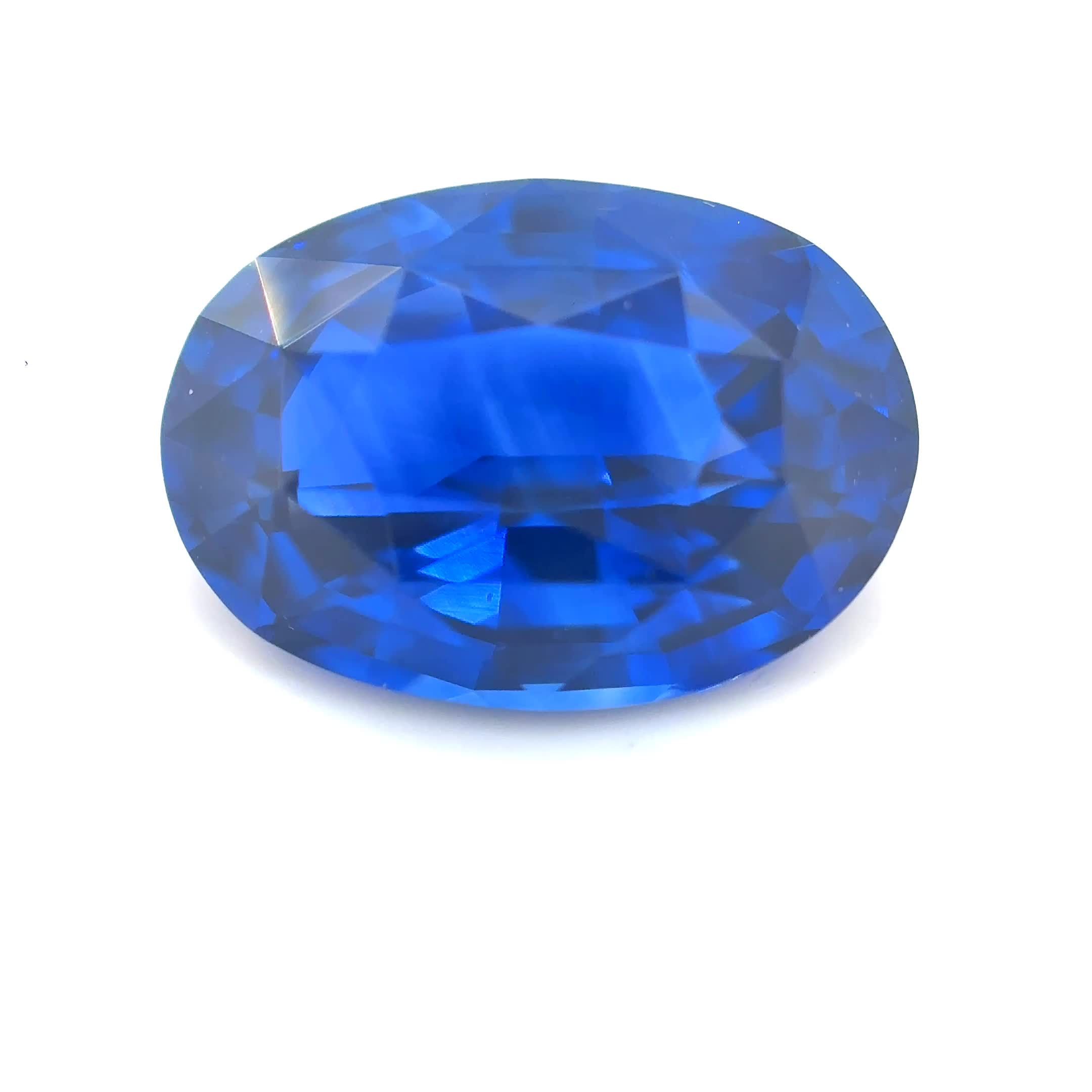 3.52 ct Oval Sapphire