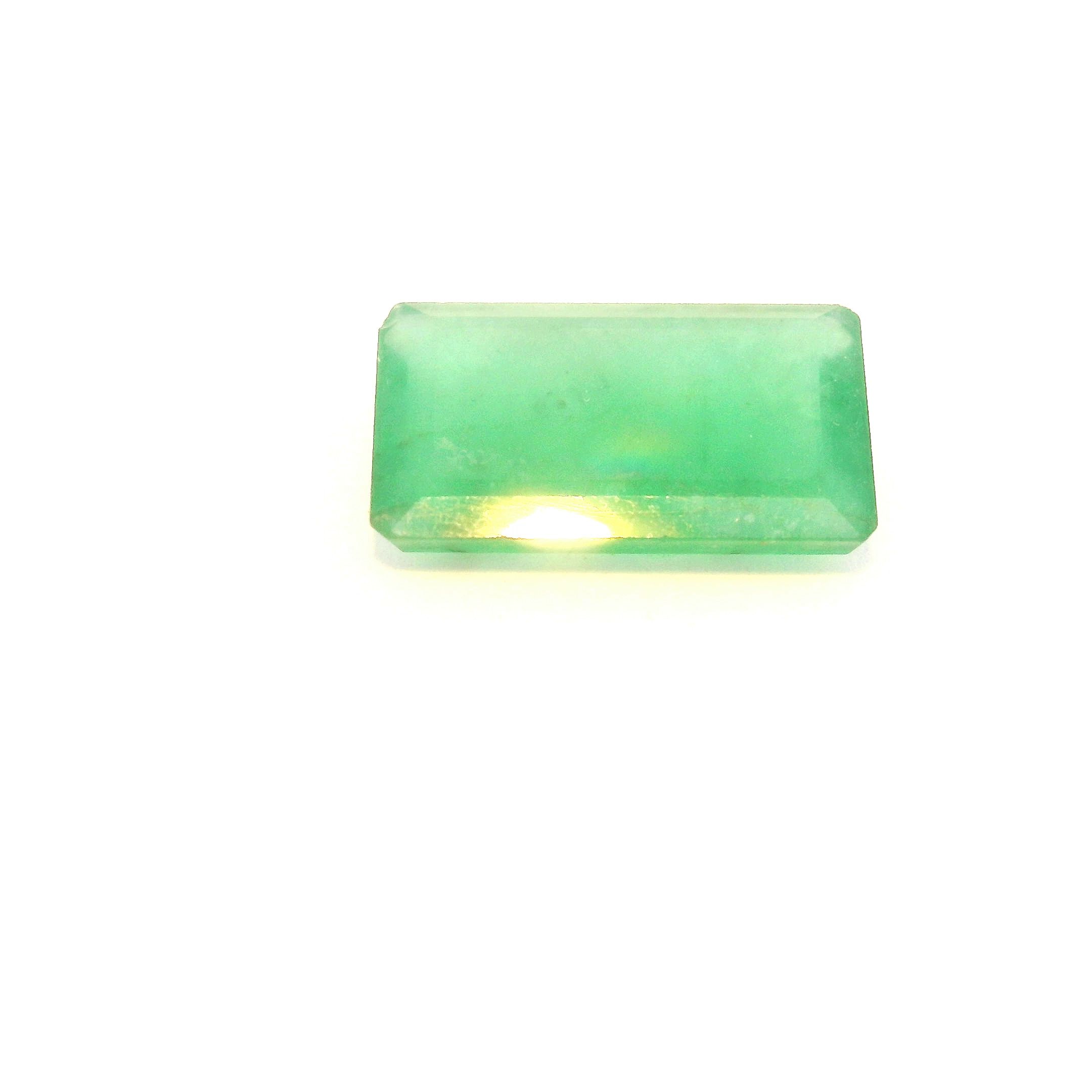 Szmaragd 2,27 ct, zielony, szlif ośmiokątny