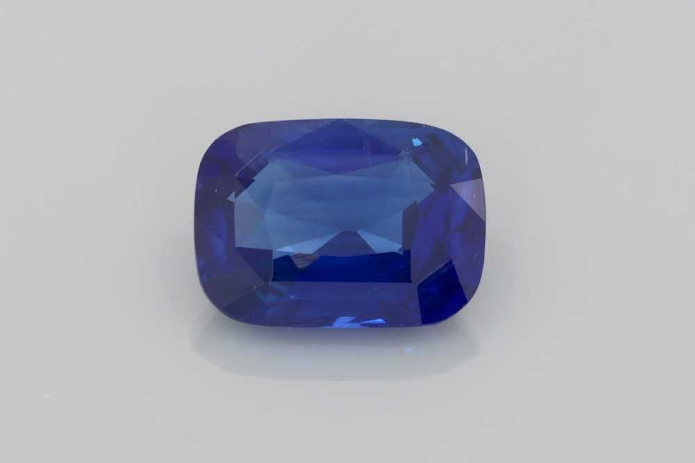 2.05 ct Cushion Sapphire