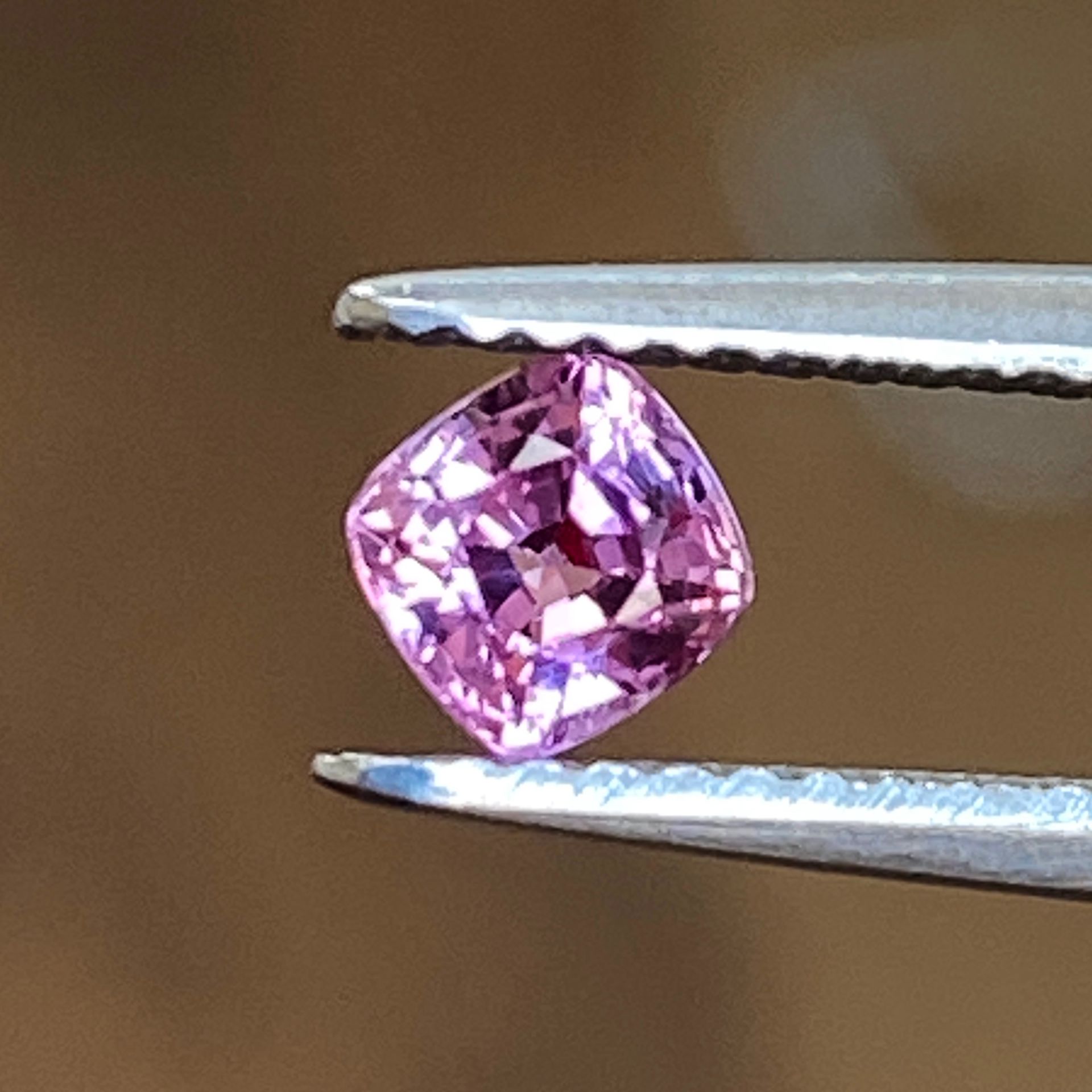SAPPHIRE FACETED 0.58ct PINK Pink EC SRILANKA HEATED