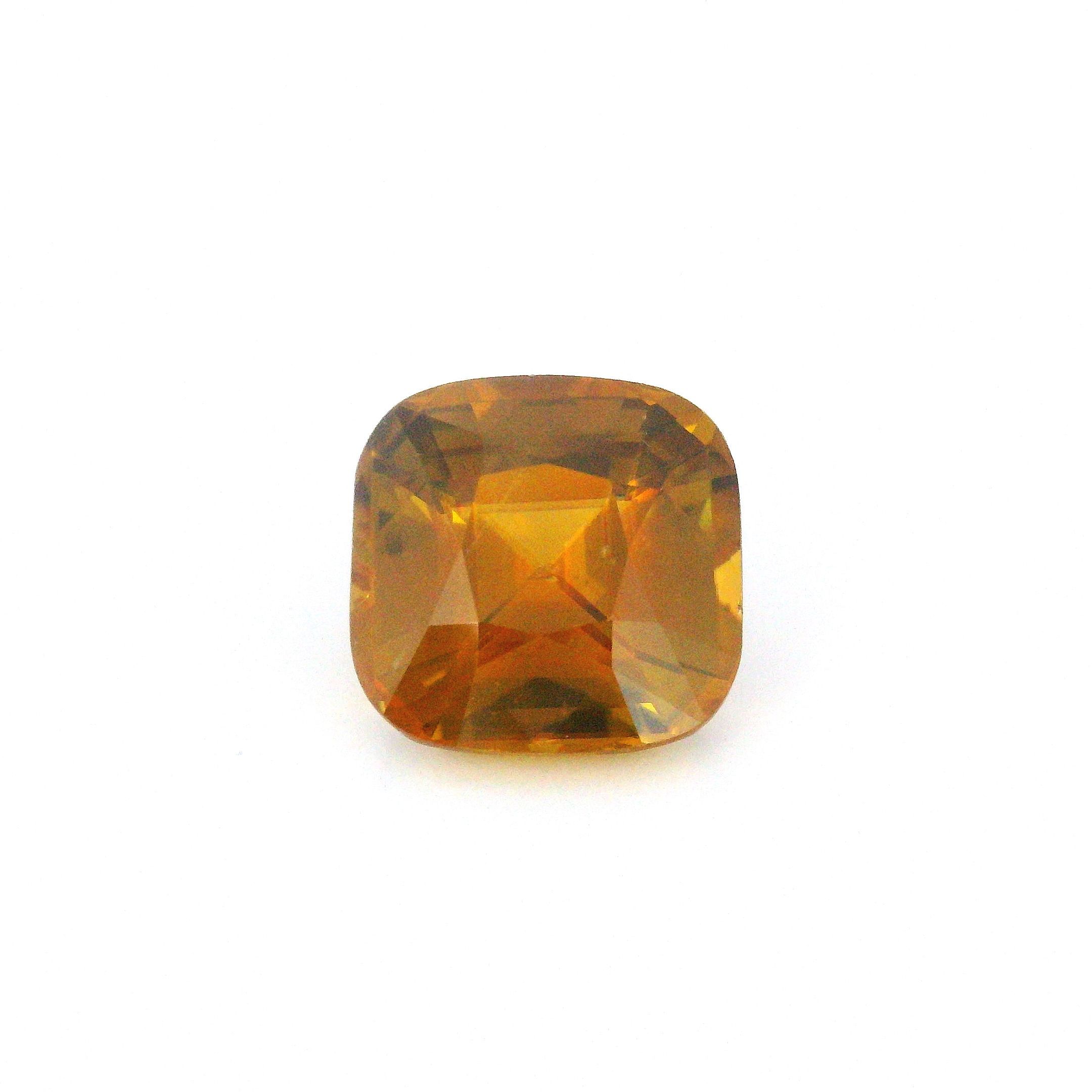 Sfen 3,51 ct, żółty, szlif cushion