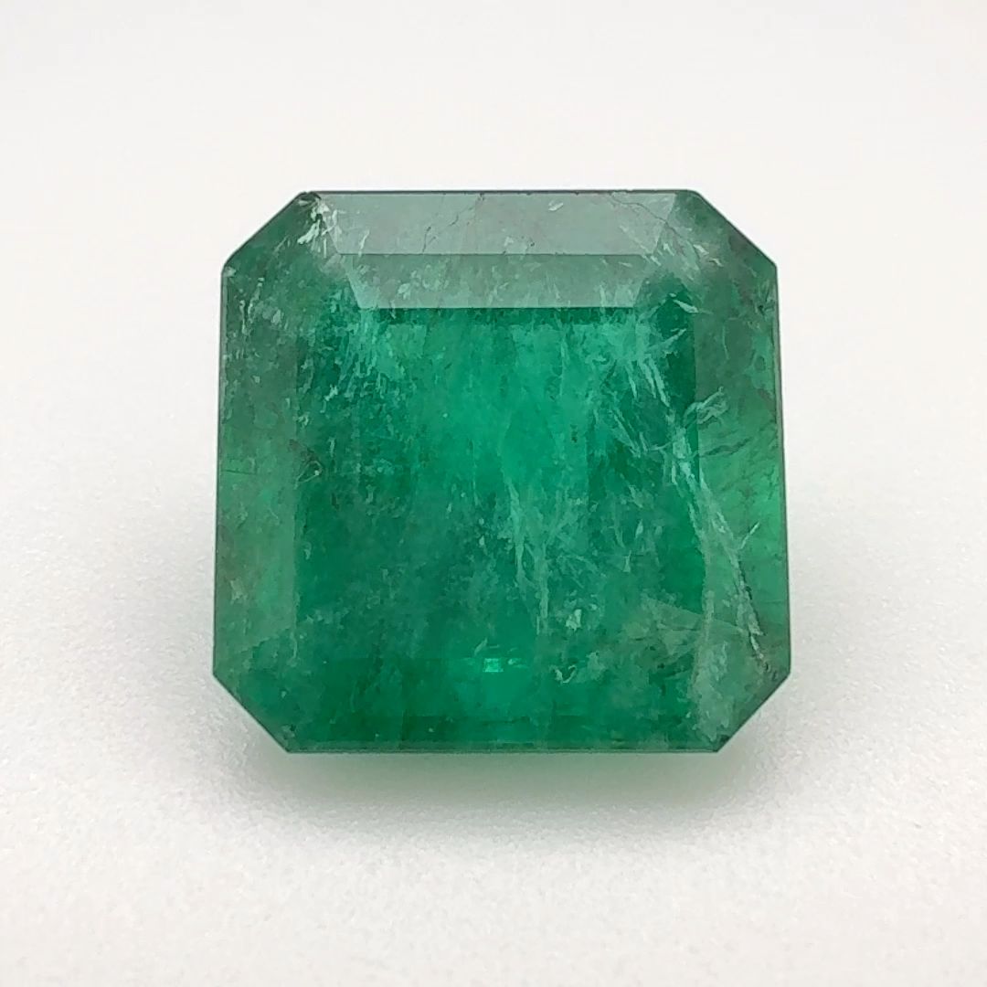 6.87 ct Emerald