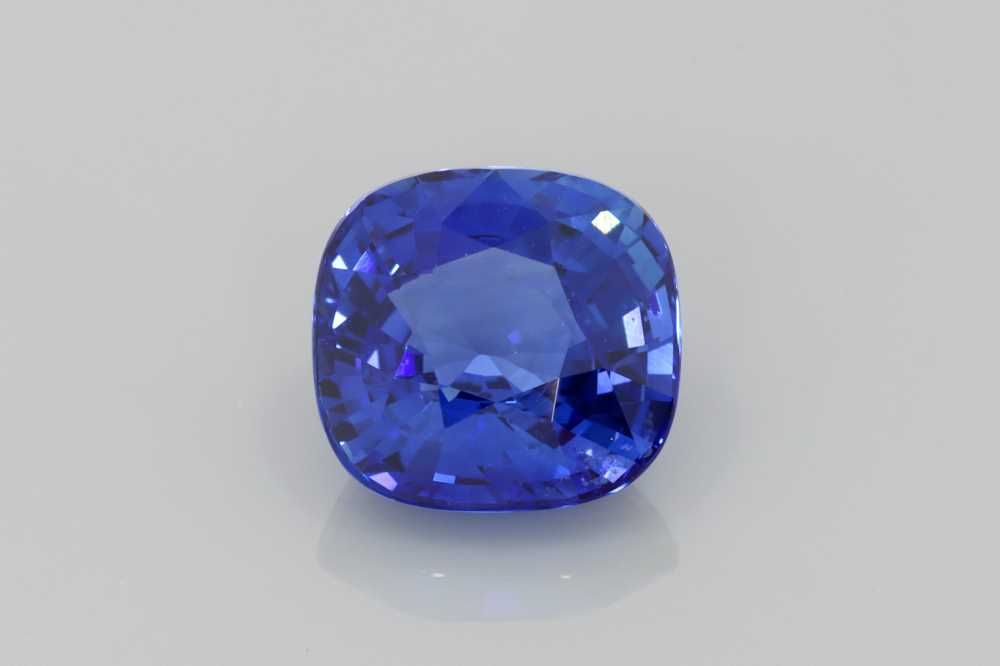 4.28 ct Sapphire