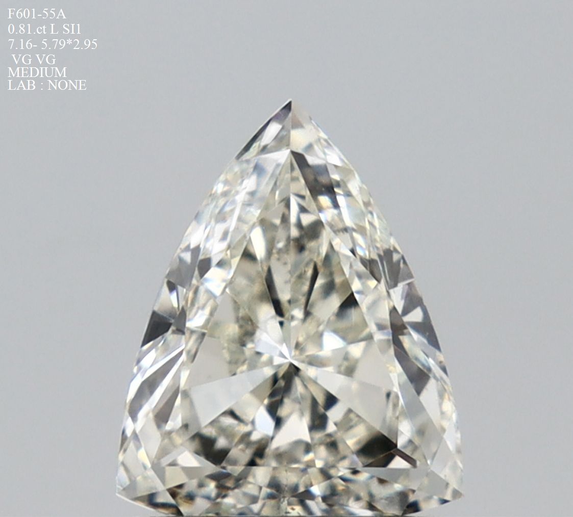 Prírodný diamant triangel,...