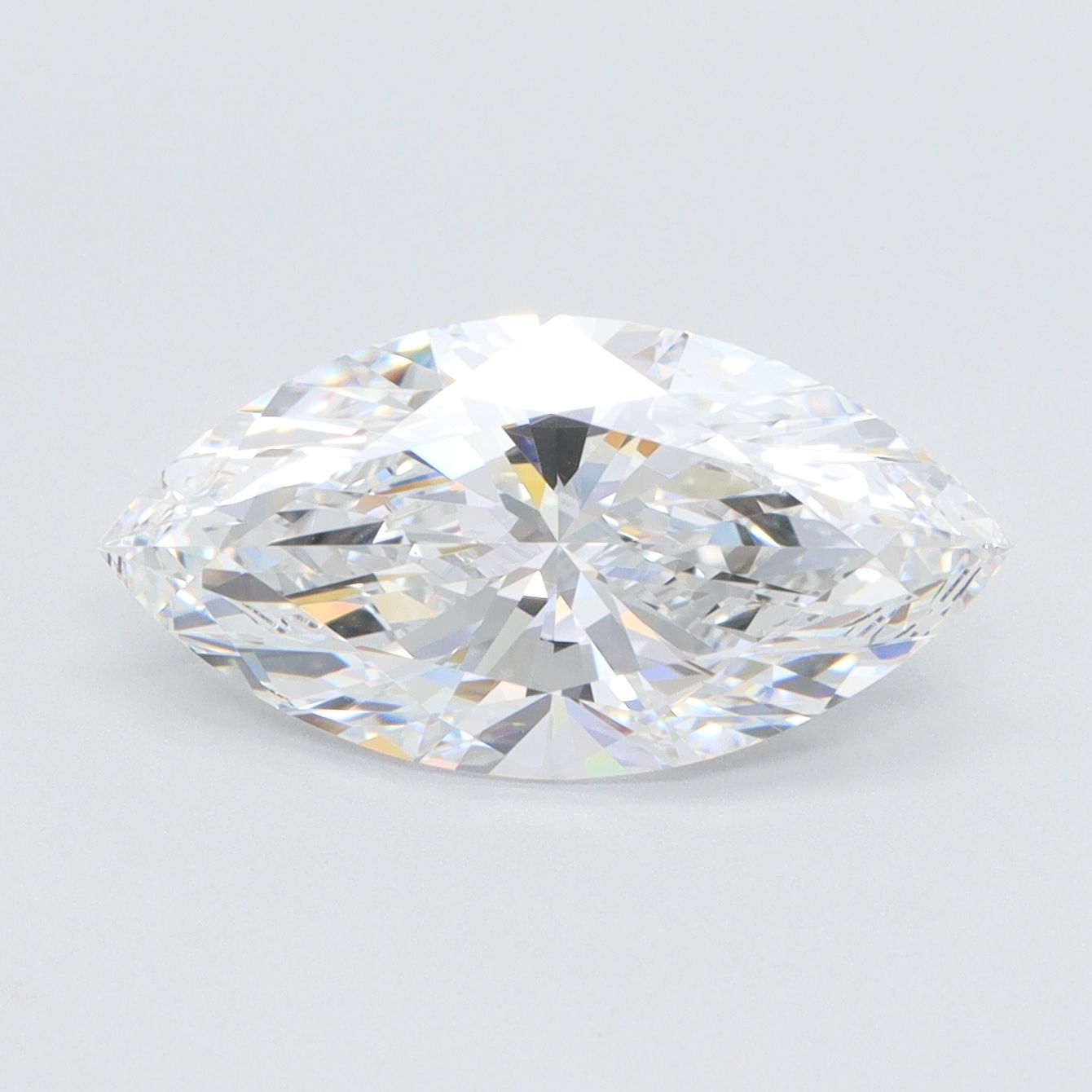 MARQUISE 3.27ct E VVS2 – EX EX NON