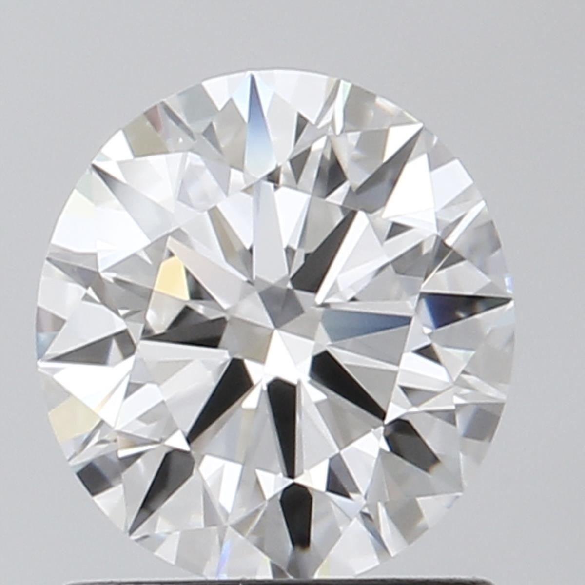 Prírodný diamant okrúhly...