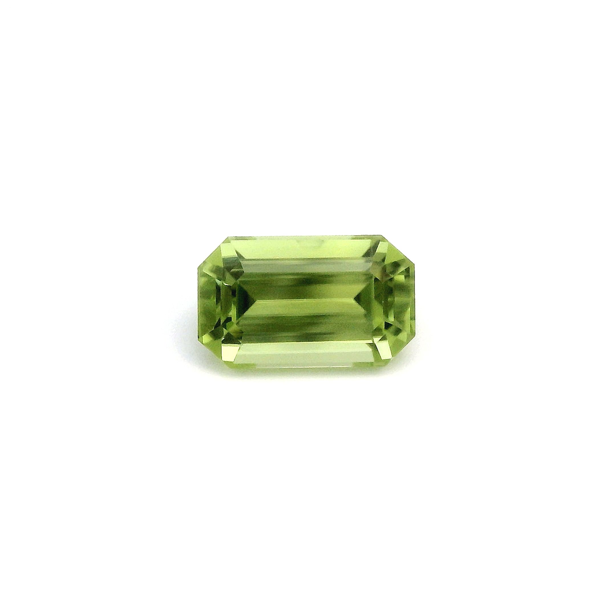 3.80 ct Peridot