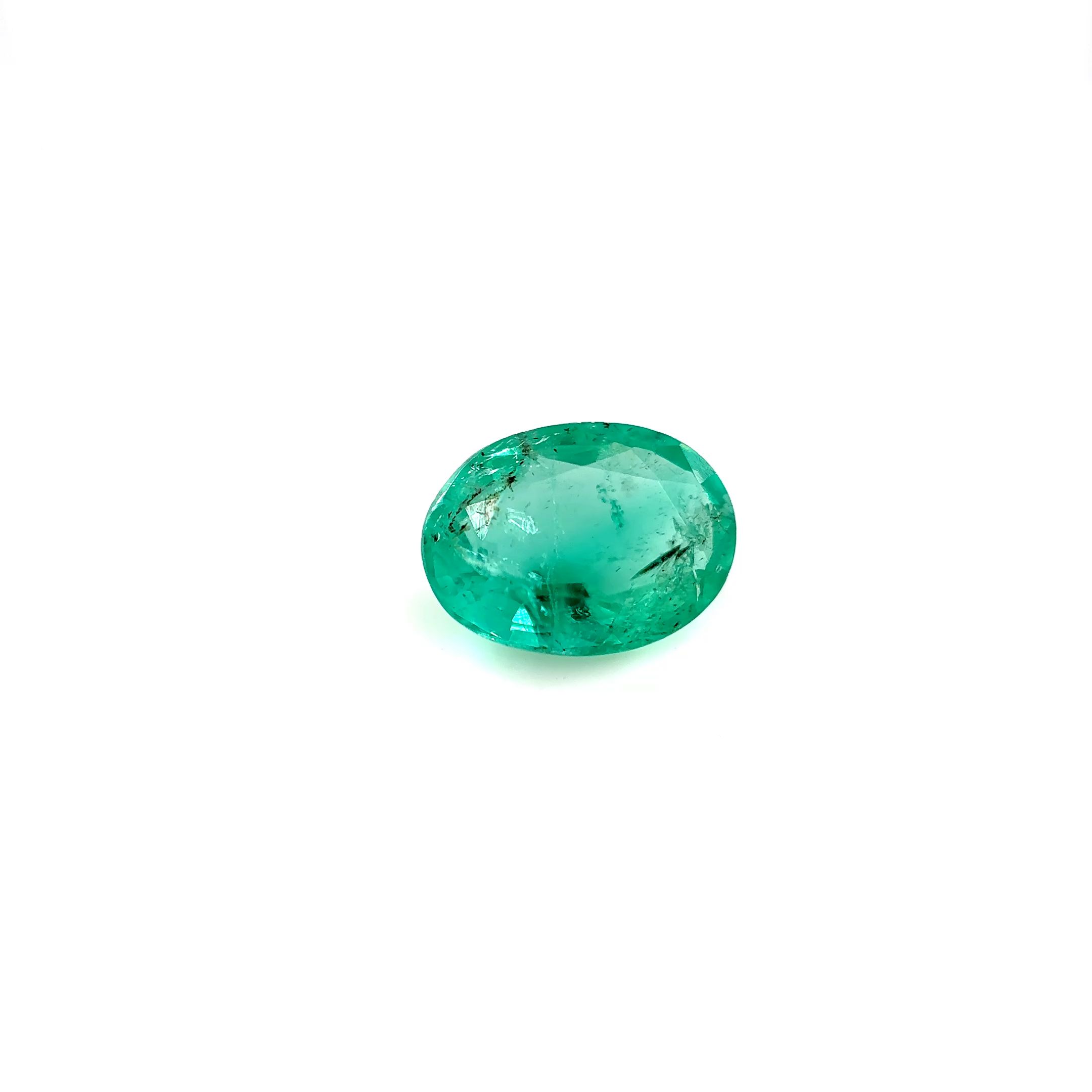 Szmaragd 1,65 ct, zielony, szlif owalny