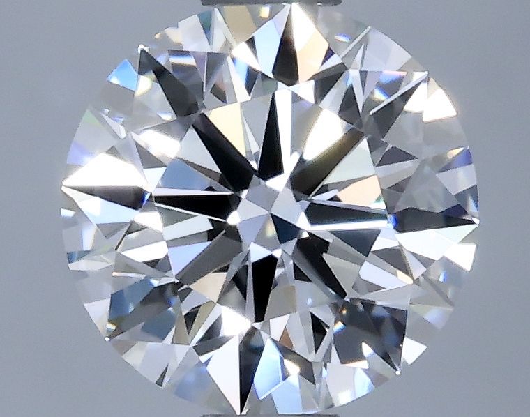 Prírodný diamant okrúhly...