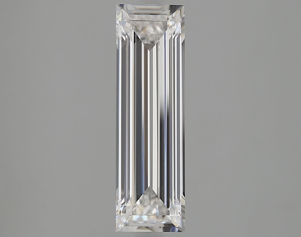 Prírodný diamant bageta,...