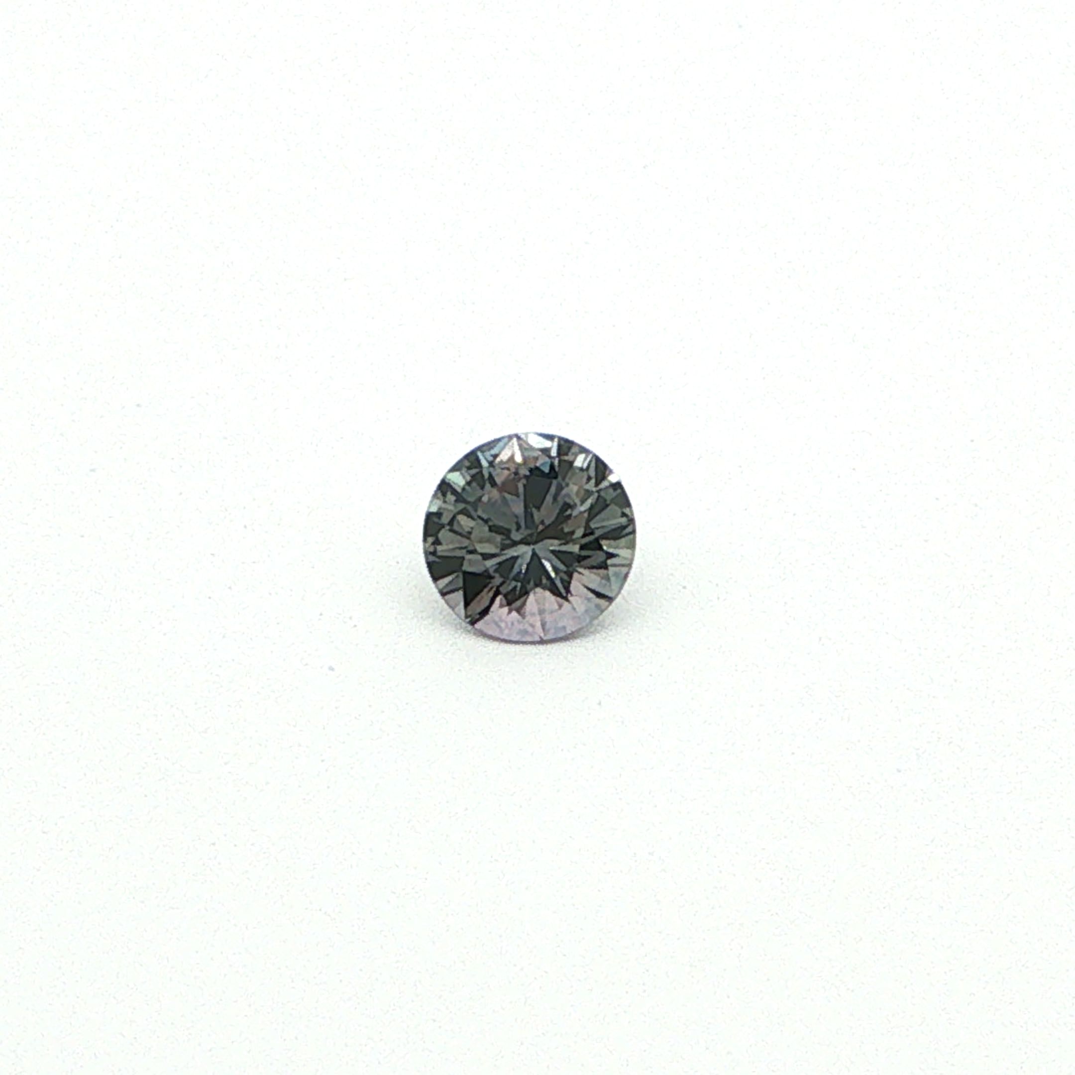 0.56 ct Round Sapphire