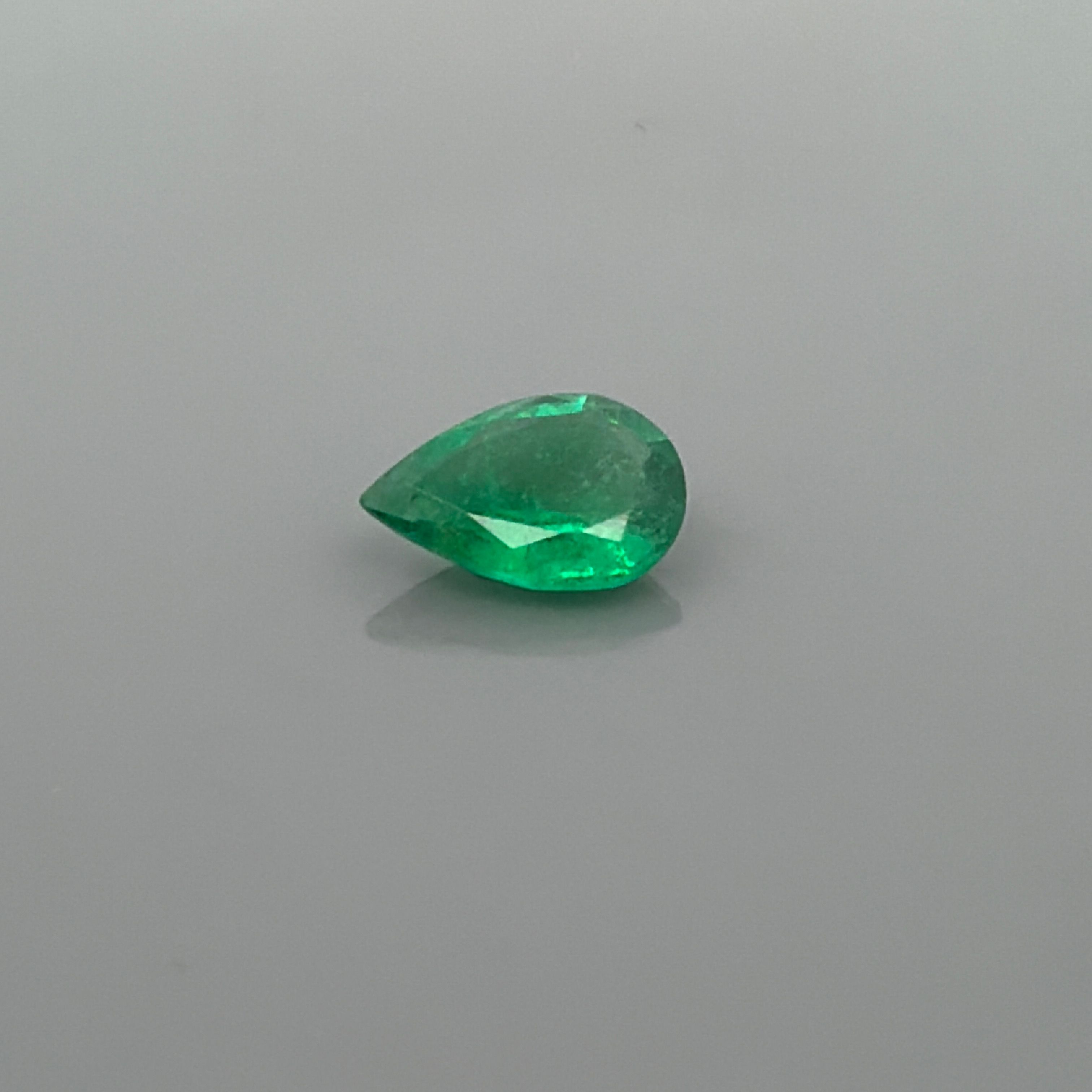 1.25 ct Pear Emerald