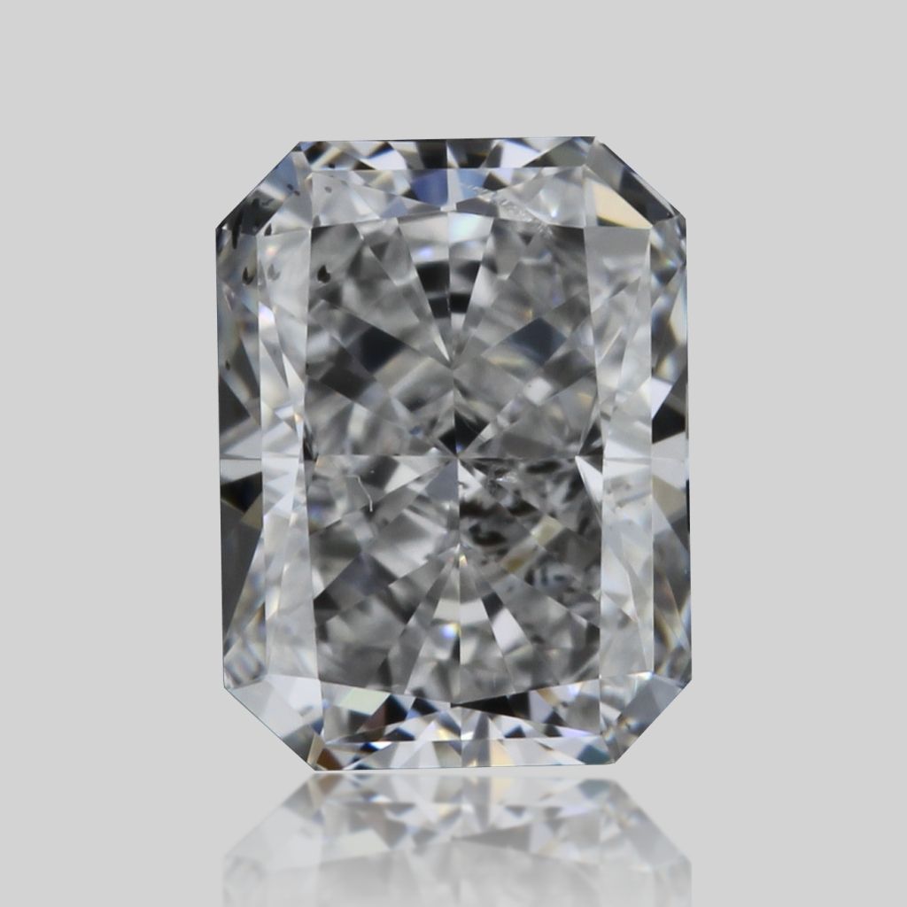 Prírodný diamant radiant,...