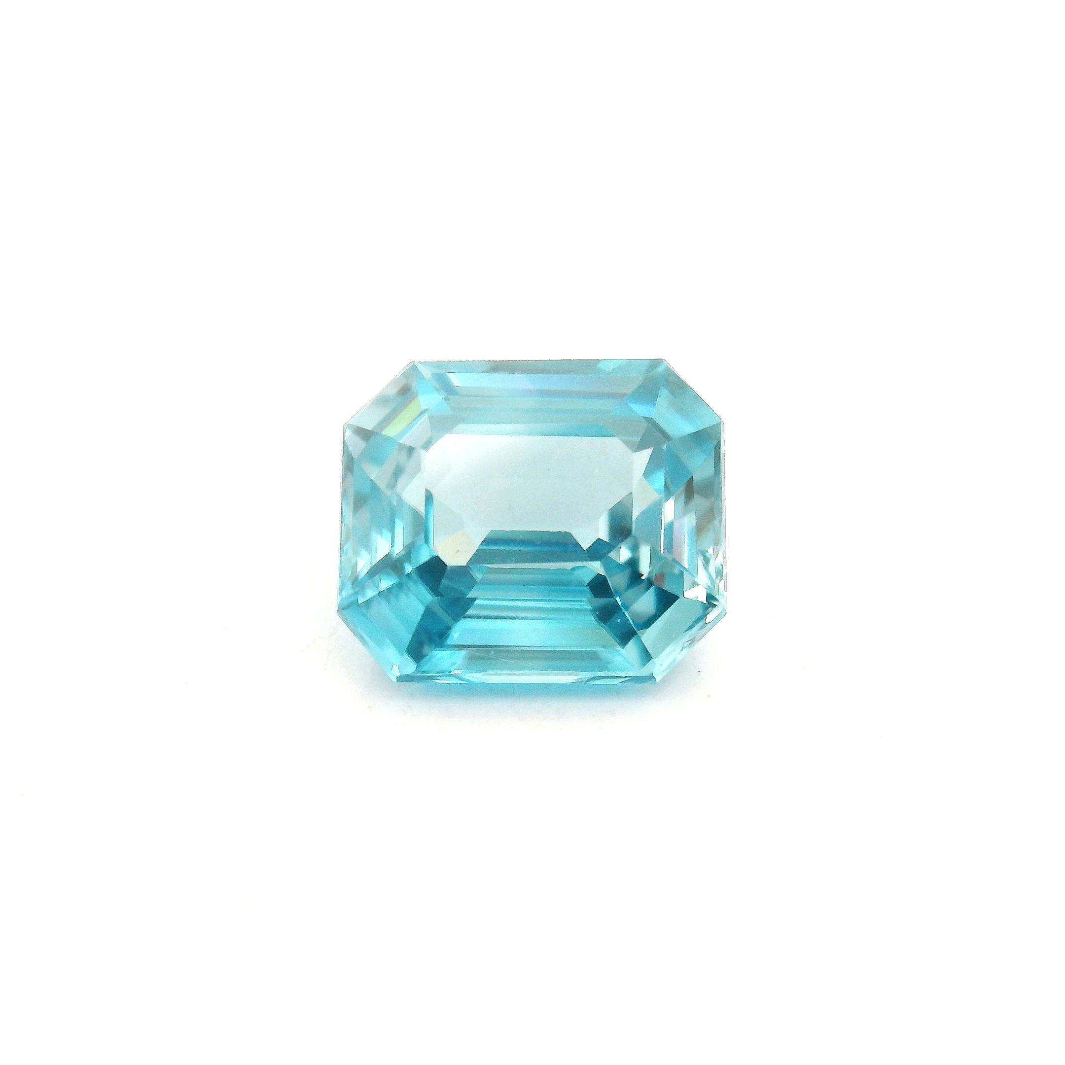 Cyrkon 5,52 ct, niebieski, szlif ośmiokątny