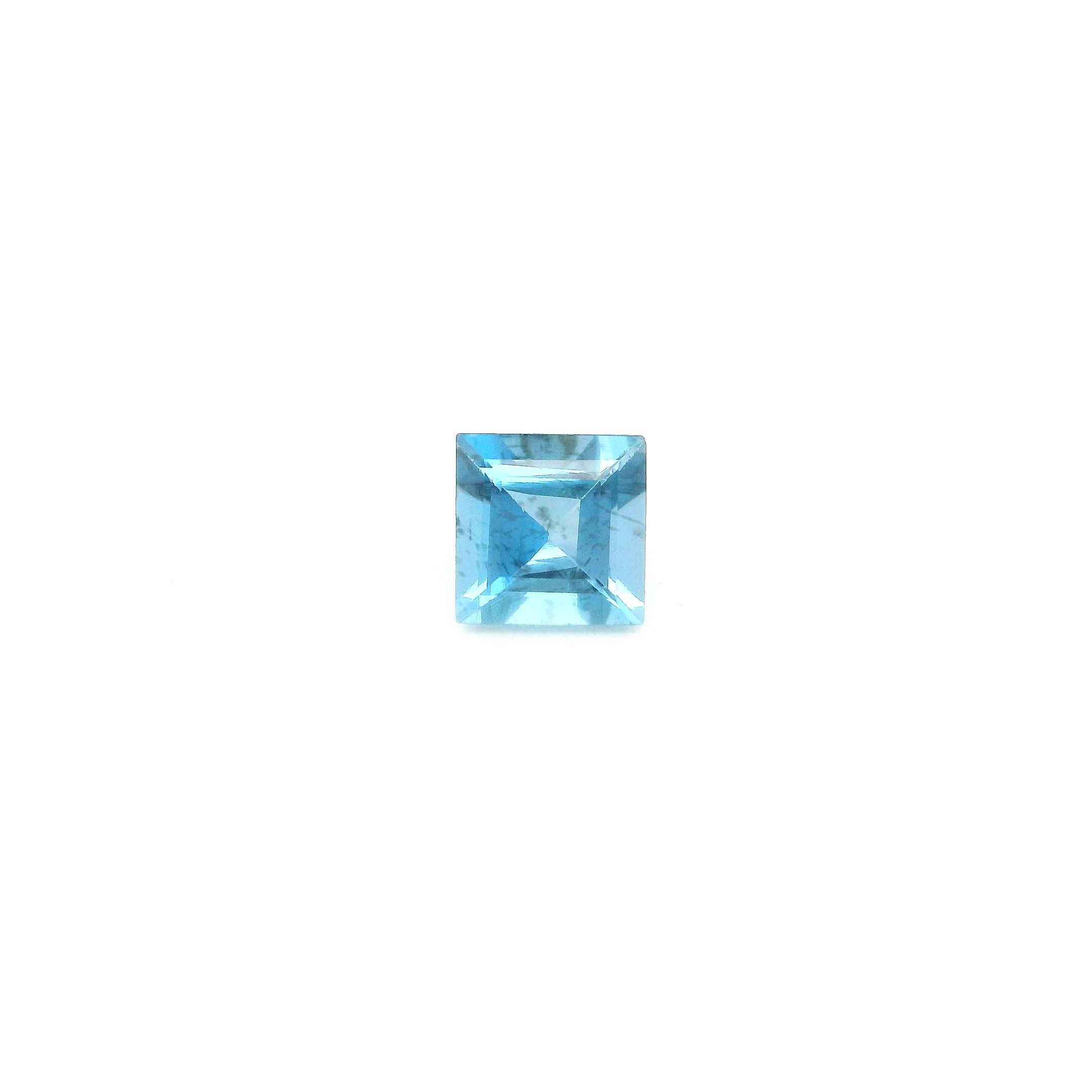 0.5 ct Square aquamarine