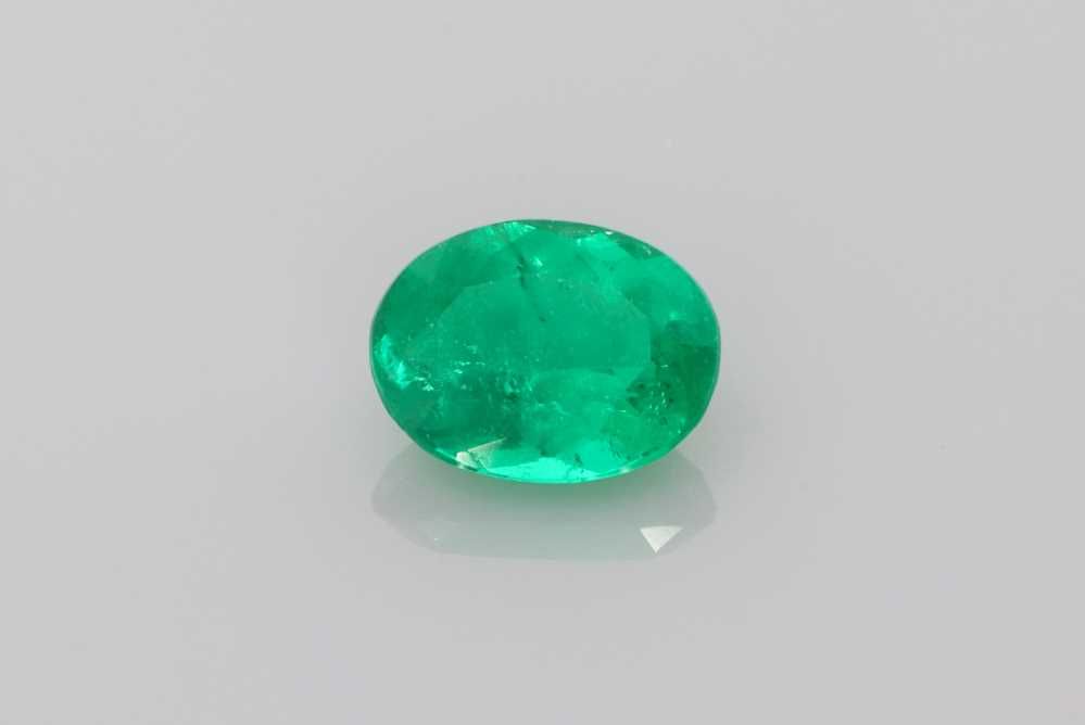 1.68 ct Oval Emerald