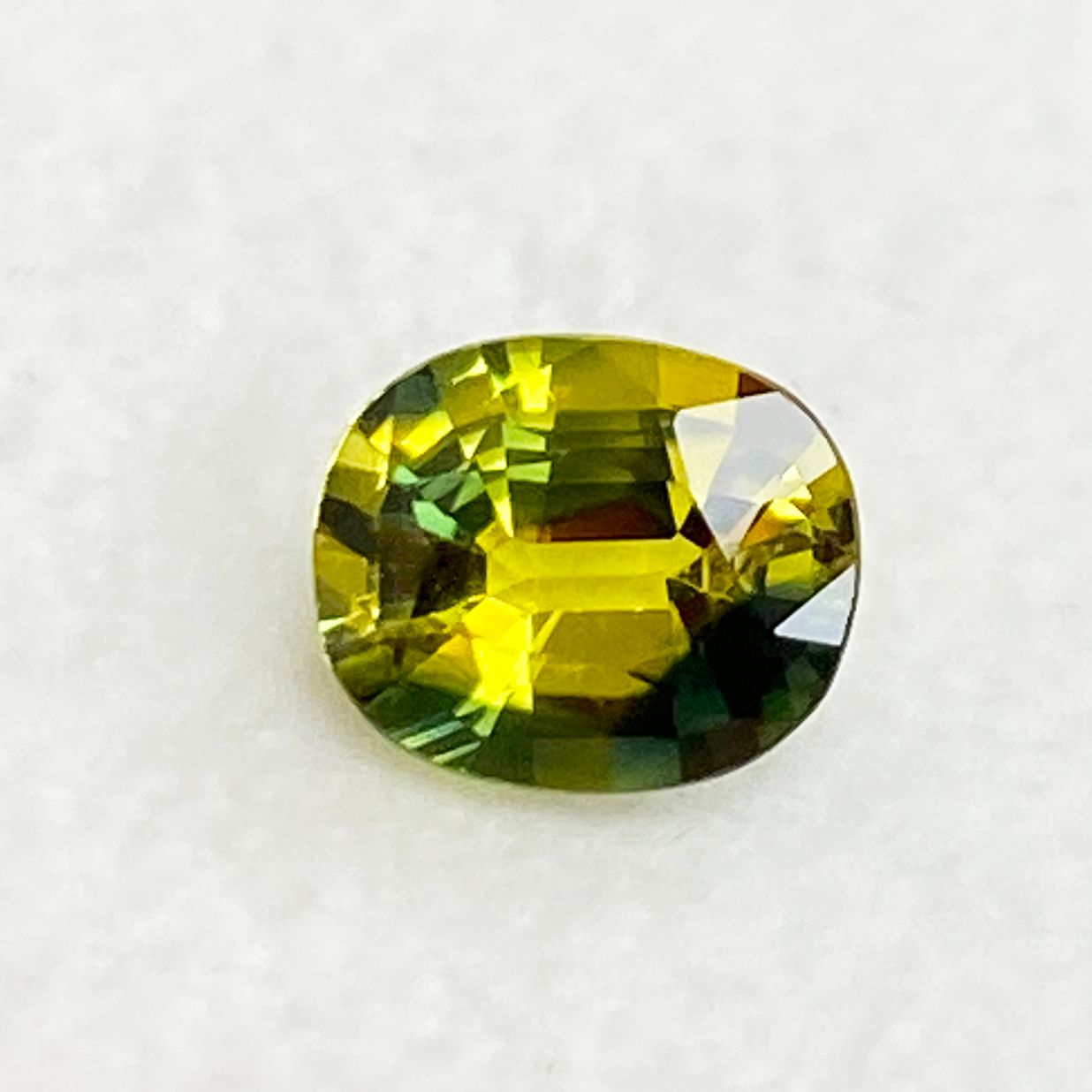 SAPPHIRE FACETED 1.09ct MULTI_COLOR MULTI_COLOR EC AUSTRALIA HEATED