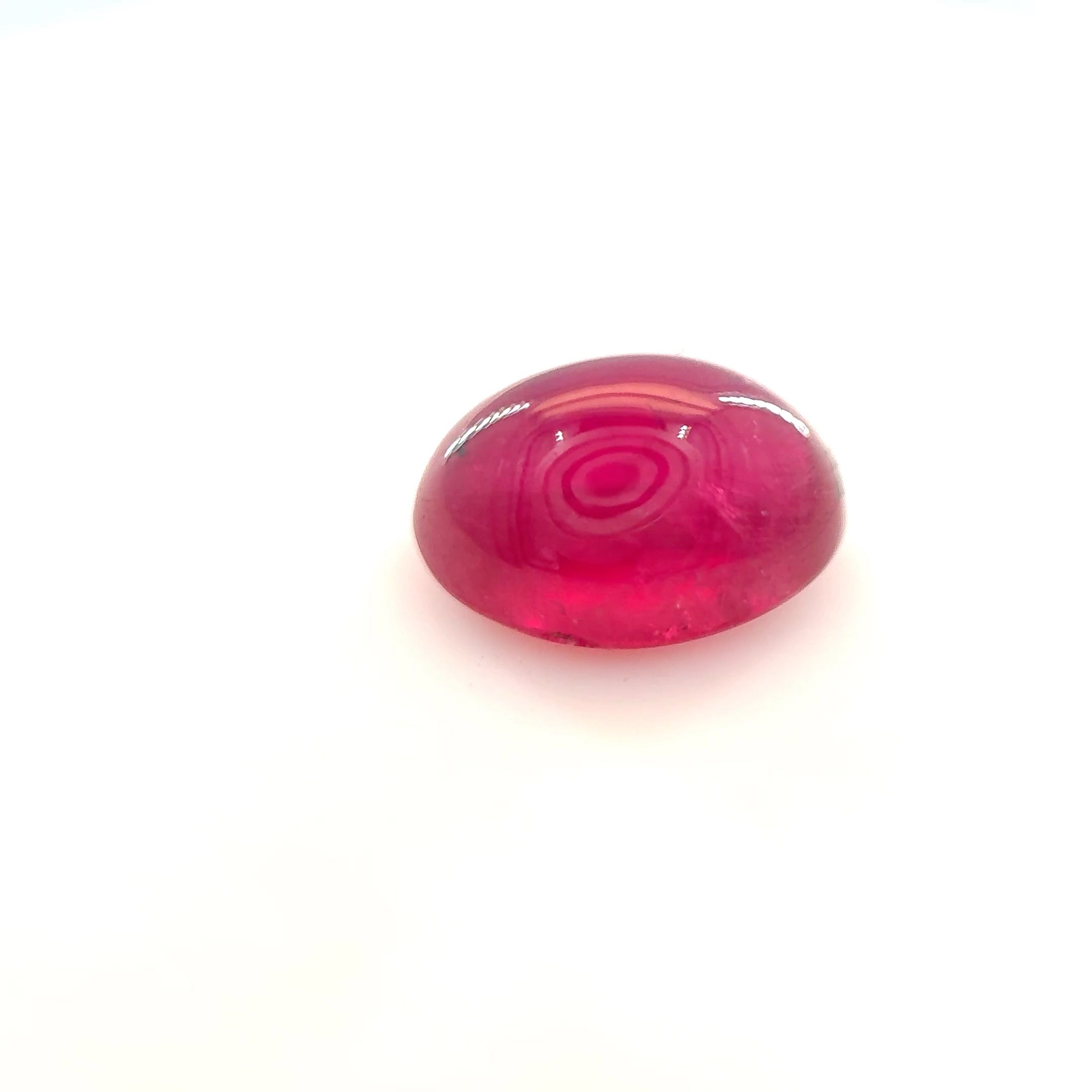 Rubin 1,91 ct, czerwony, kaboszon