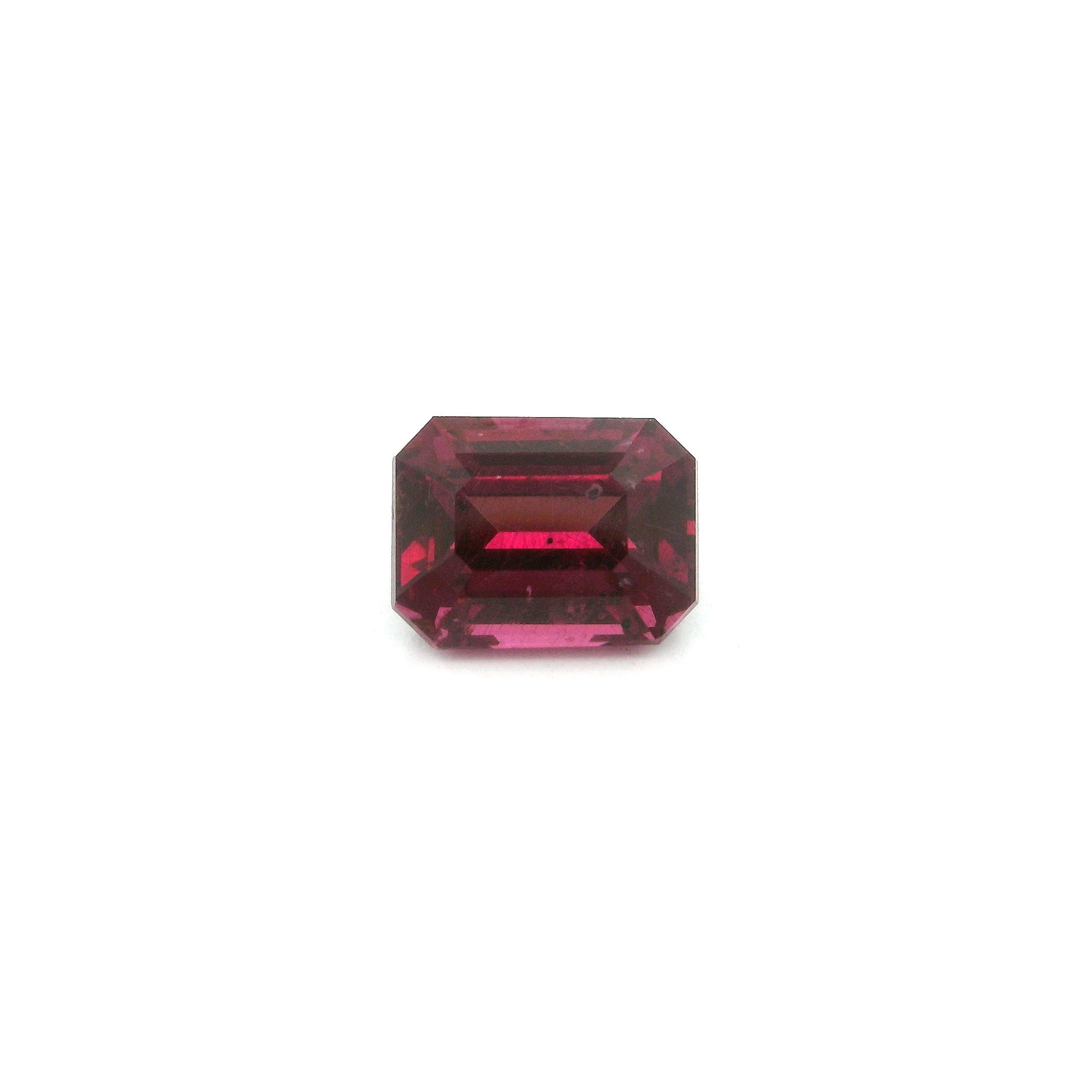 1.64 ct Octagonal garnet