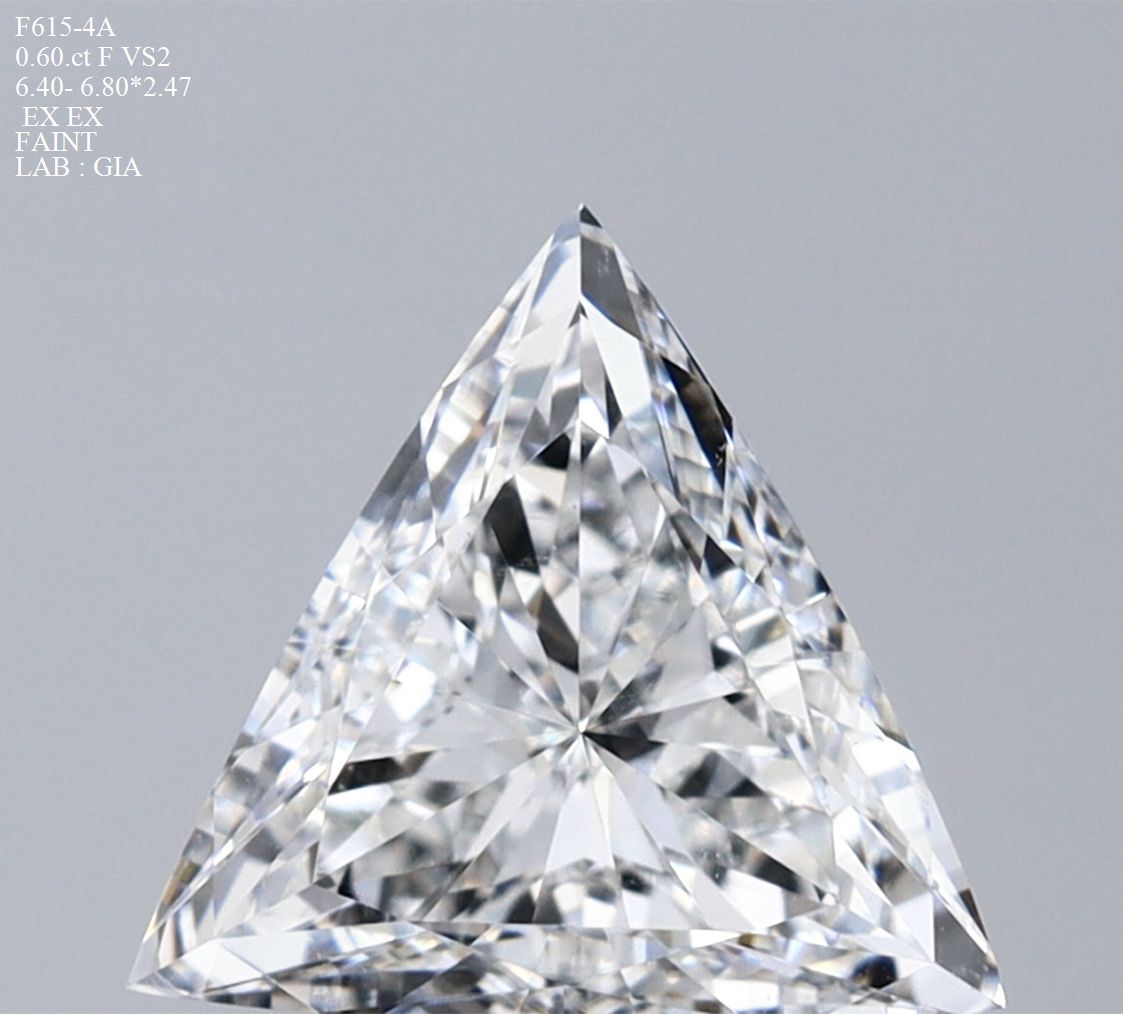 Prírodný diamant triangel,...