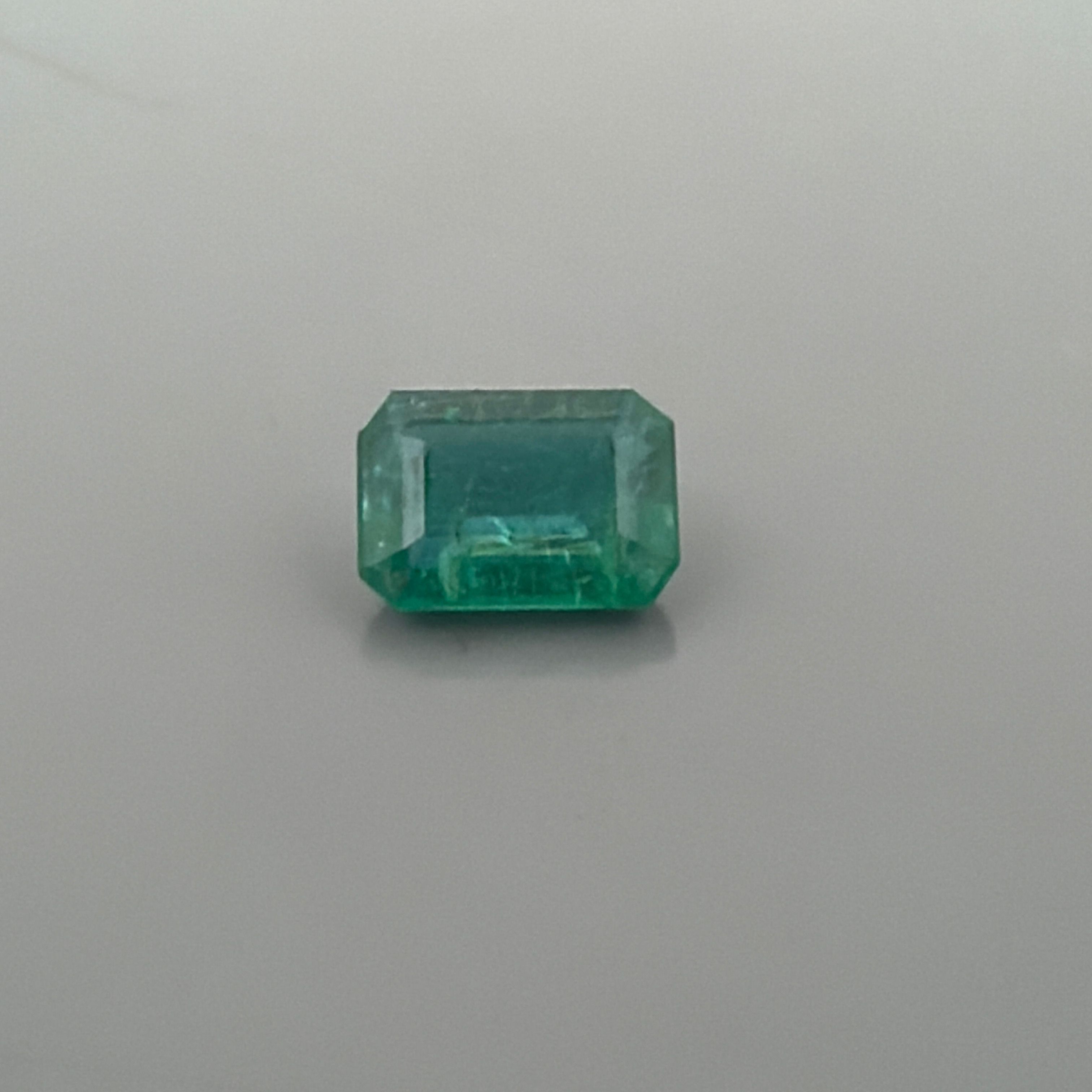 1.84 ct Emerald