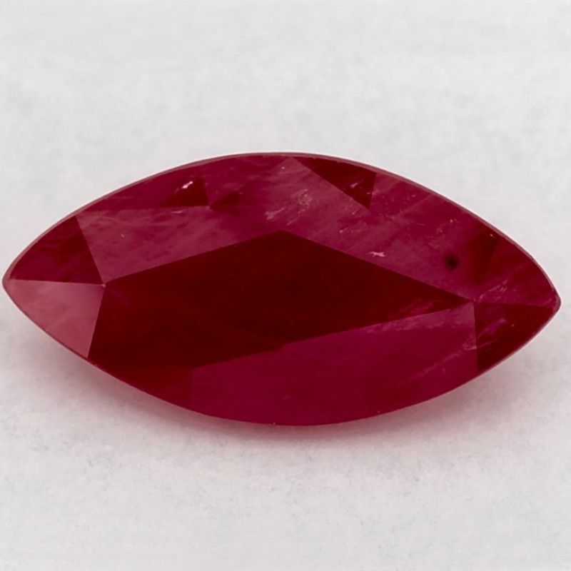 Rubin 1,73 ct, czerwony, szlif markiza