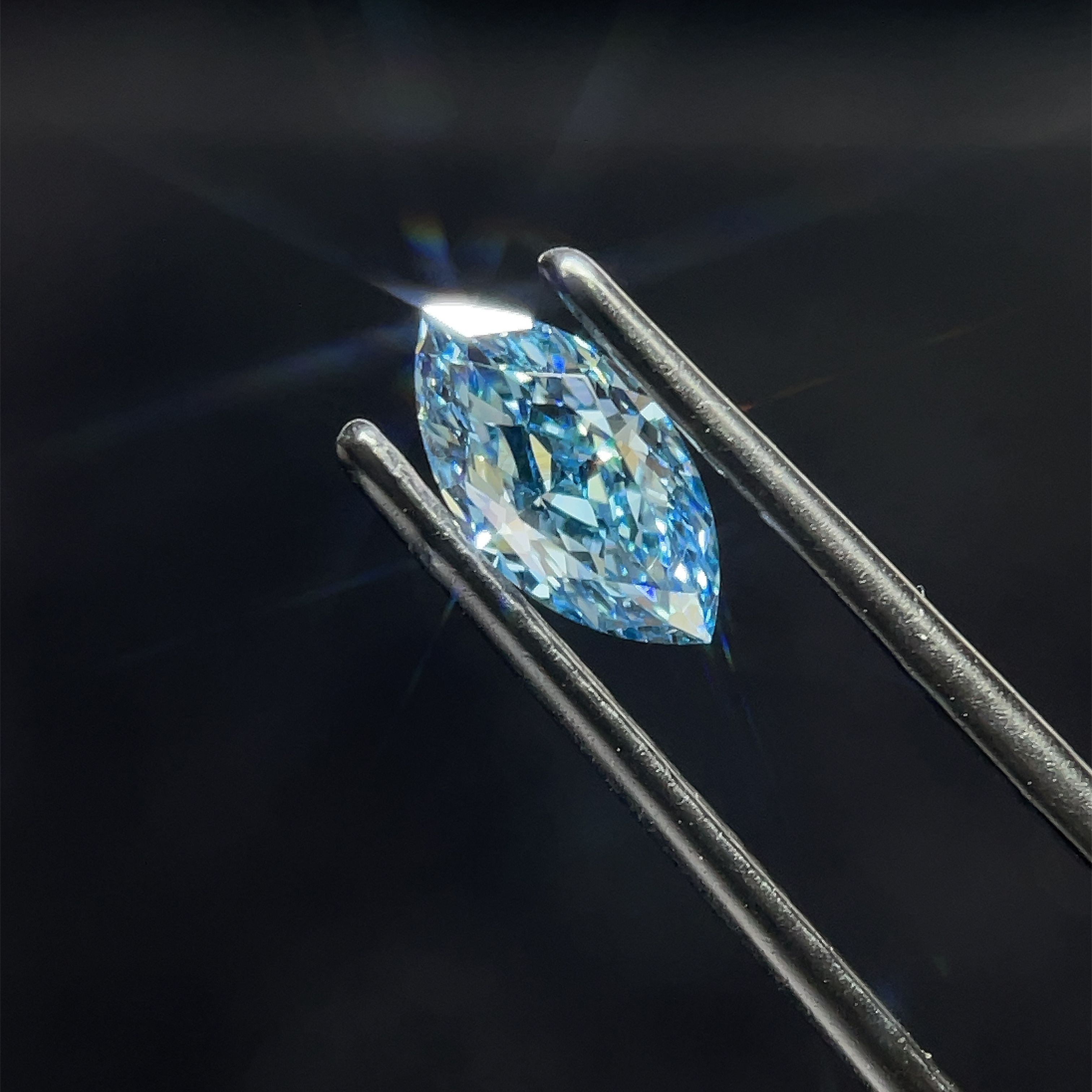 1.0 CT Fancy Vivid Blue MARQUISE