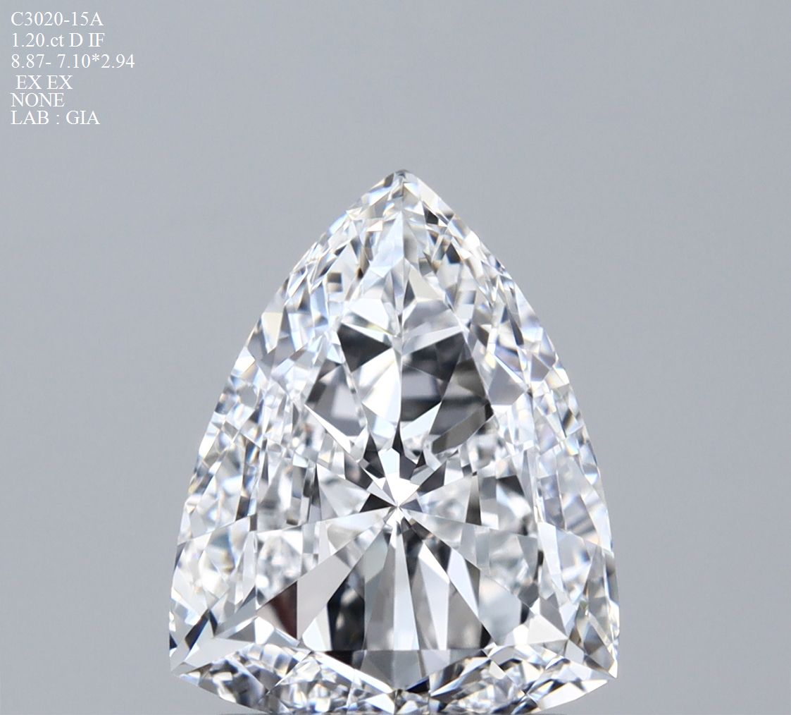 Prírodný diamant triangel,...