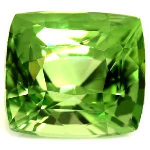 Granat 2,00 ct, zielony, szlif cushion