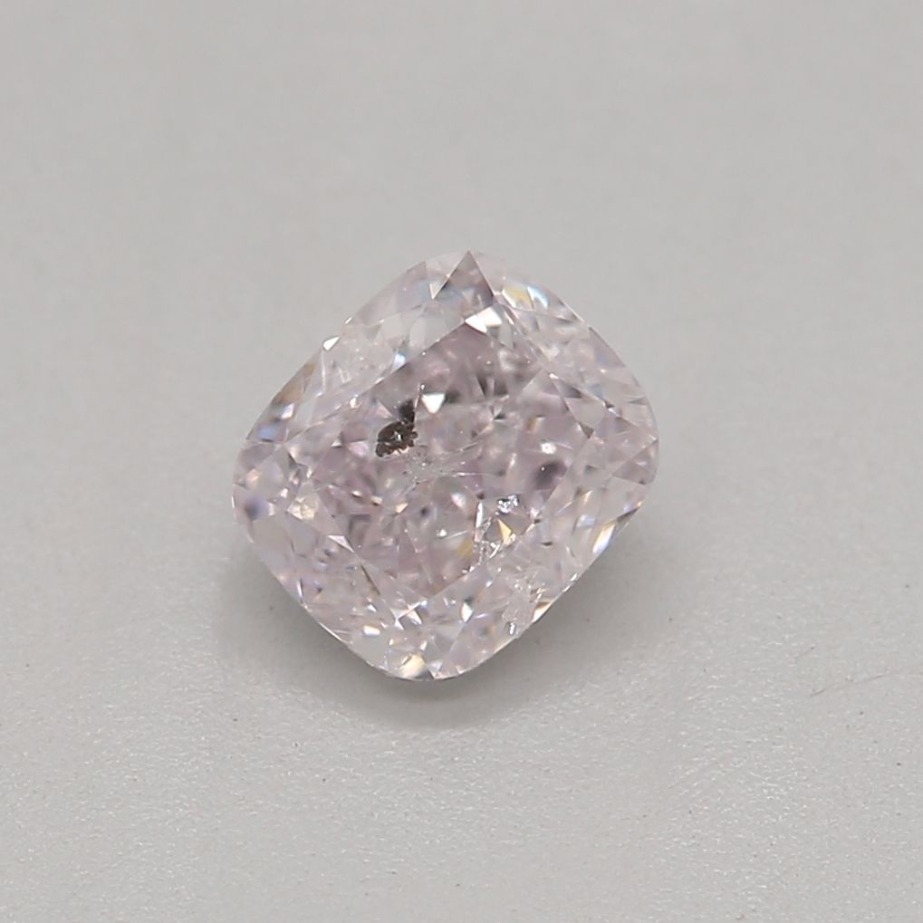 0.4-carat cushion diamond with null color, null cut, and I1 clarity.