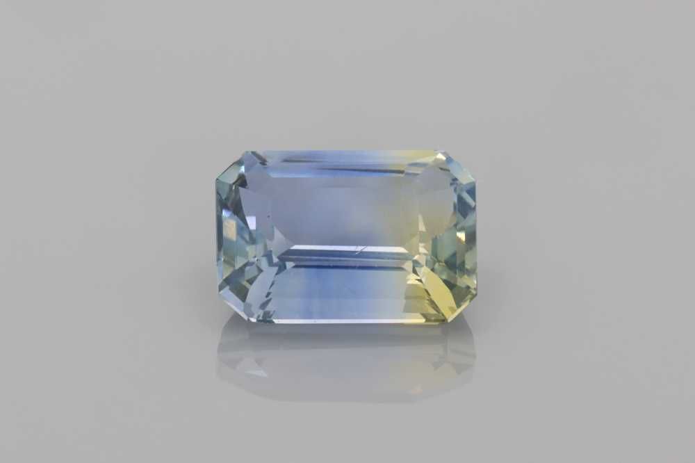 7.05 ct Emerald Sapphire