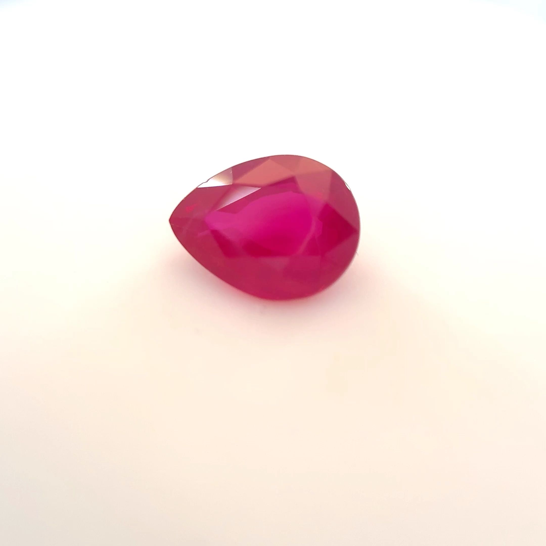 Rubin 1,08 ct, czerwony, szlif gruszka