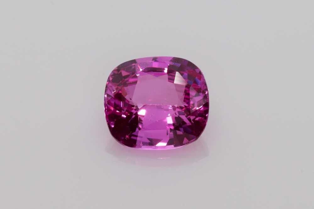 Szafir 2,74 ct, różowy, szlif cushion