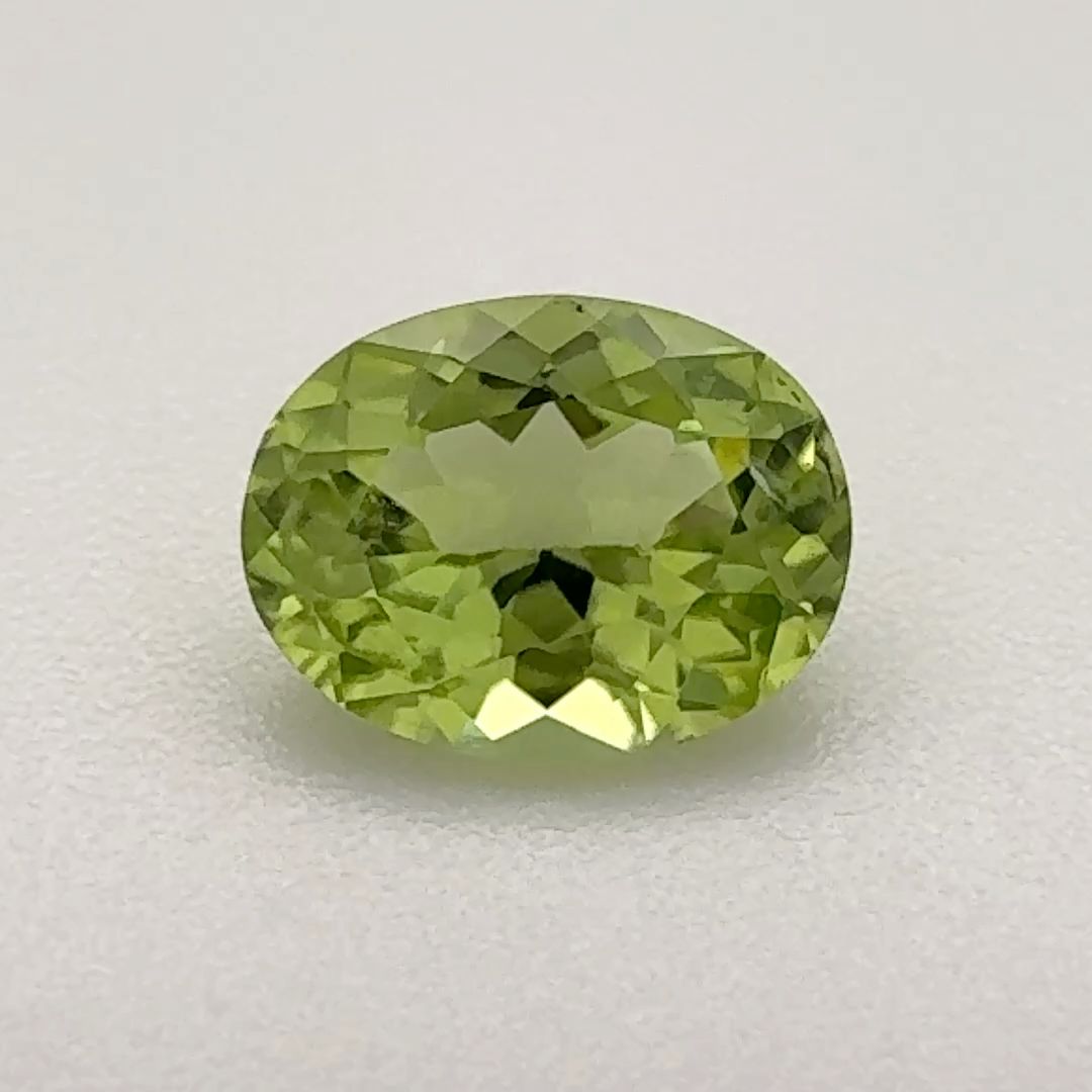 0.97 ct Peridot