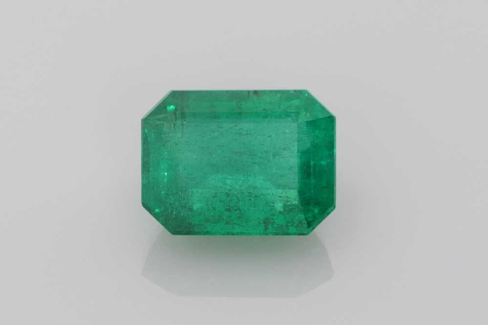 Szmaragd 2,51 ct, zielony, szlif szmaragdowy