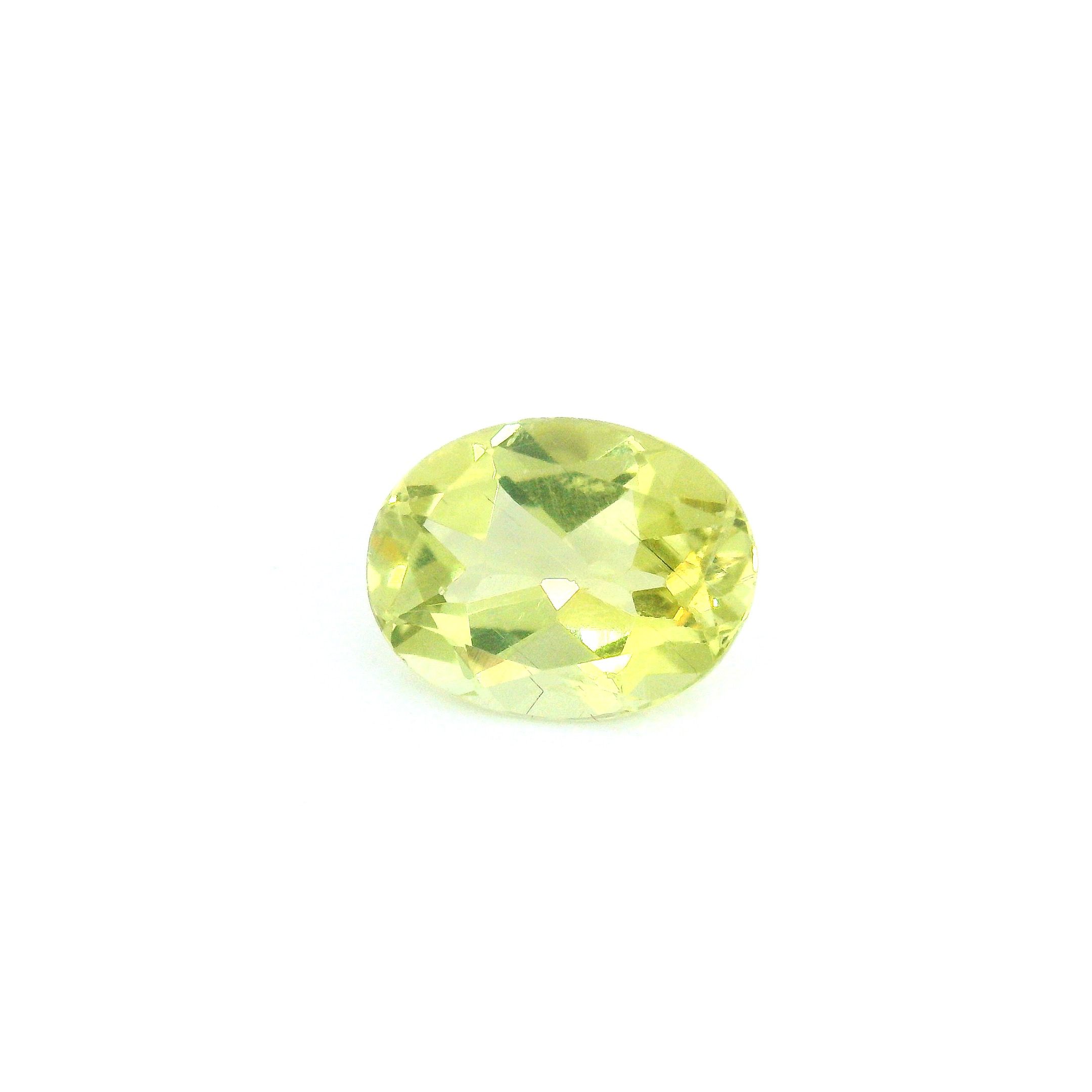 Apatyt 1,82 ct, zielony, szlif owalny