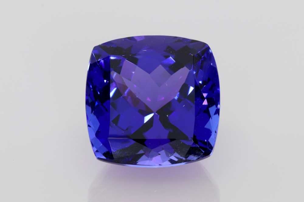 Tanzanit 7,59 ct, niebieski, szlif cushion