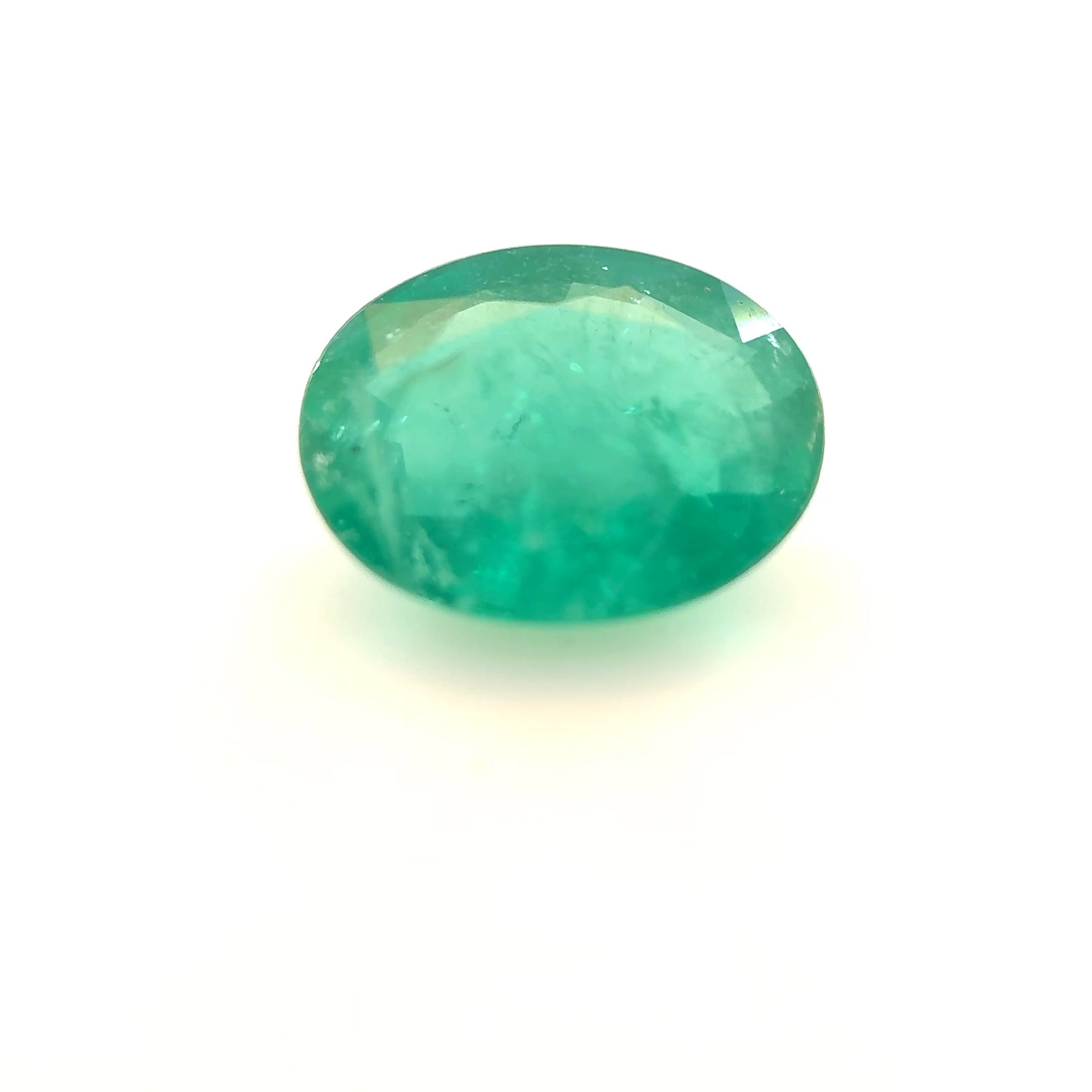 Szmaragd 1,70 ct, zielony, szlif owalny